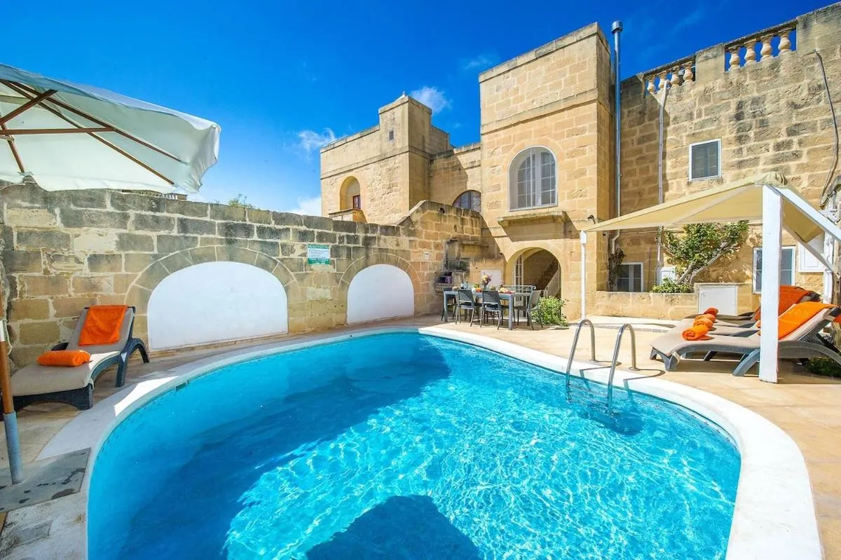 Gawhra Holiday Home