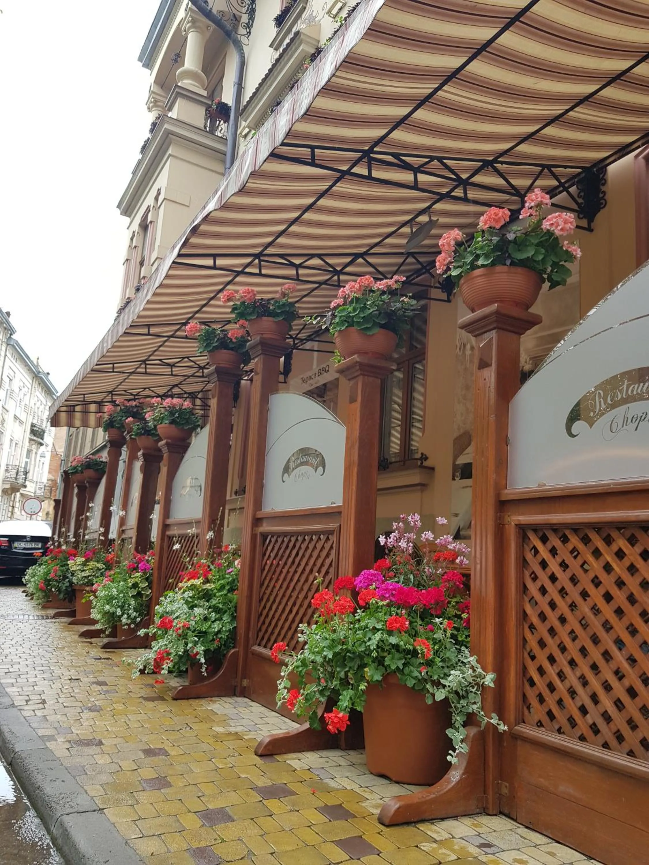 Facade/entrance in Chopin Hotel