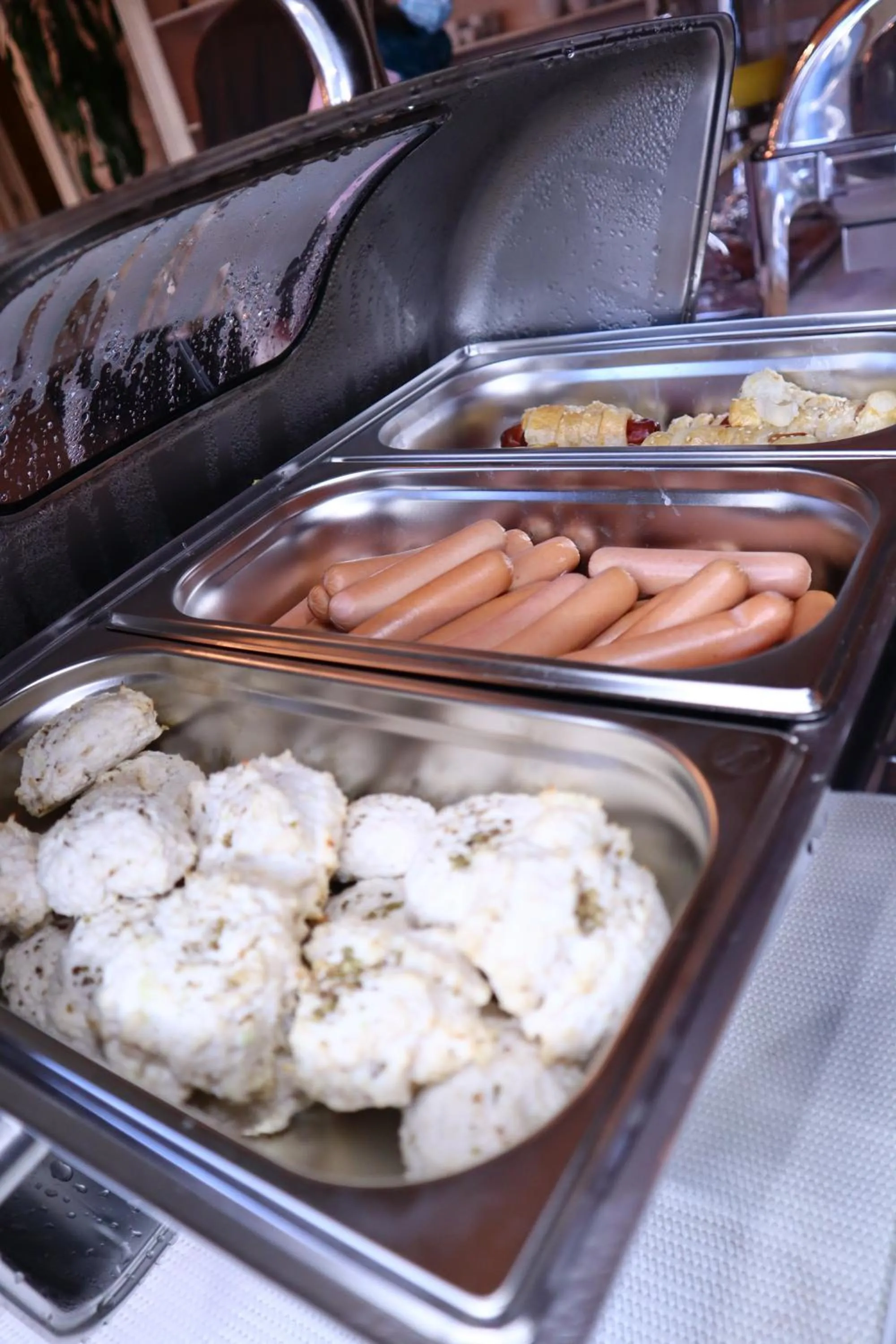 Breakfast in Chopin Hotel