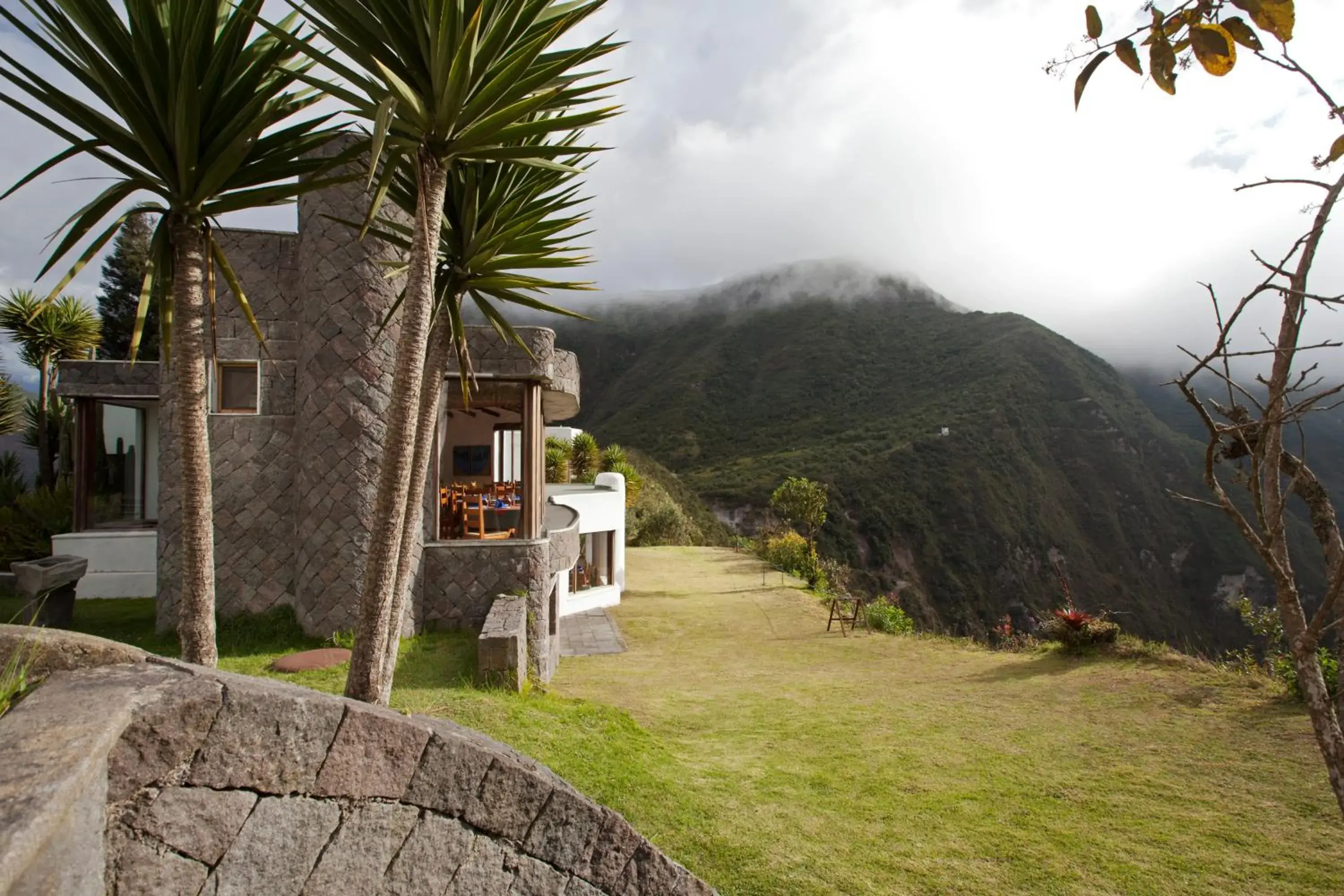 Restaurant/places to eat in El Crater Restaurant/places to eat in El Crater