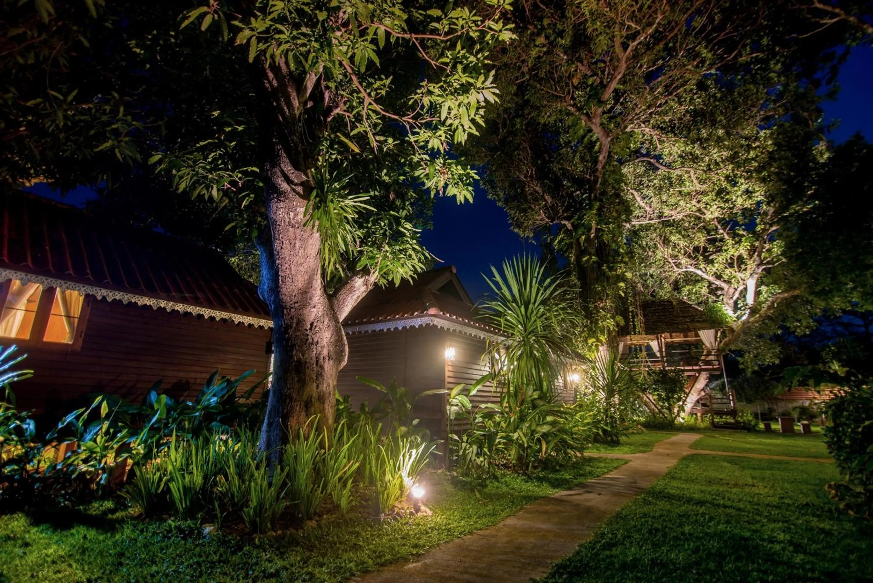 Property building in Banviewnam Camping & Resort