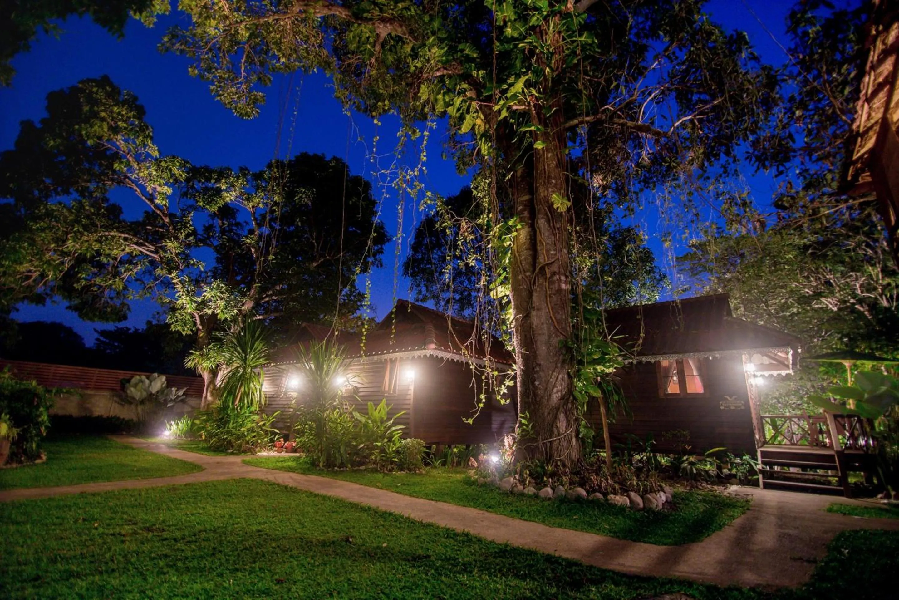 Property building in Banviewnam Camping & Resort