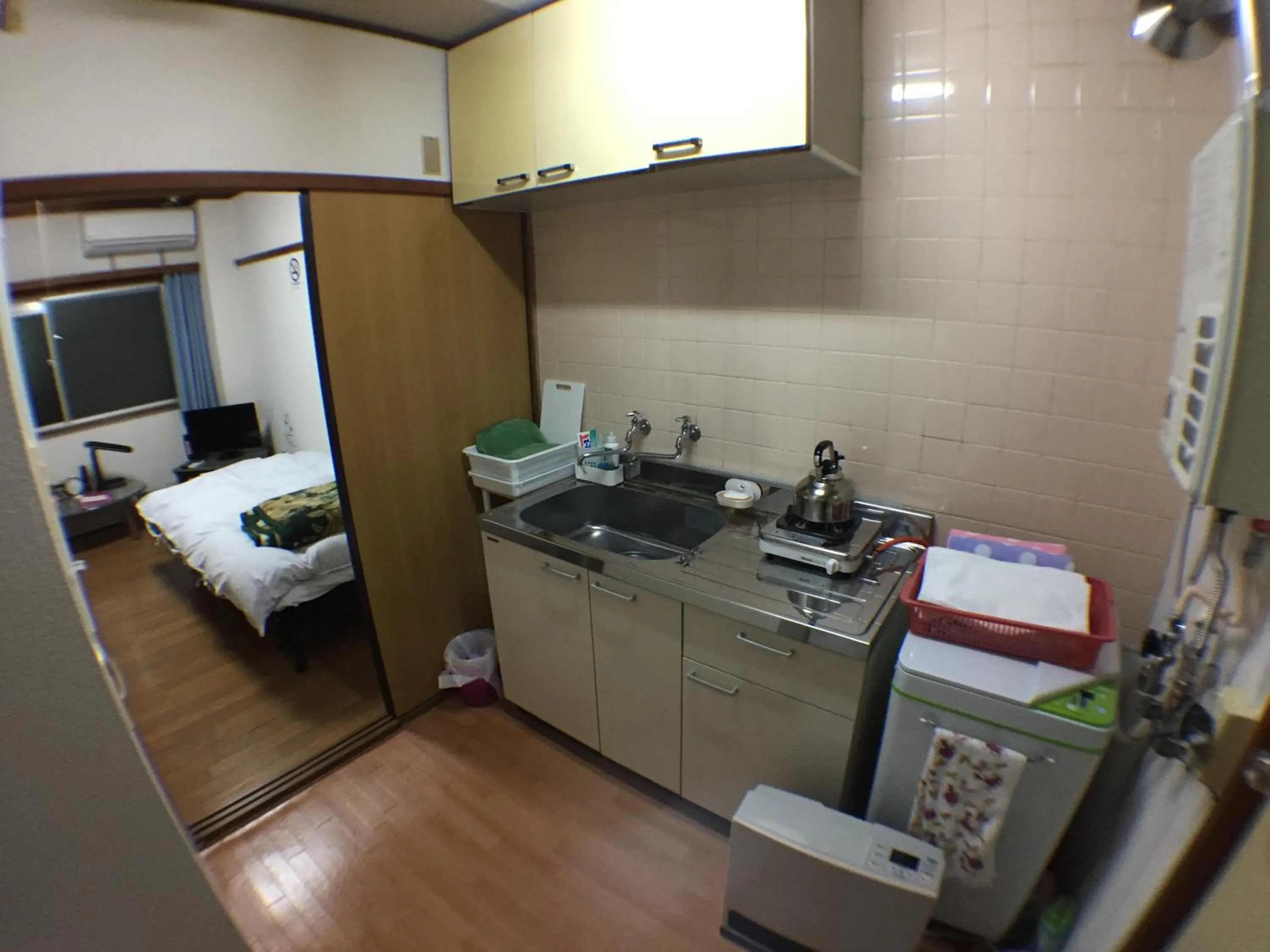 Kitchen or kitchenette, Bed in Kenroku Haitsu 201