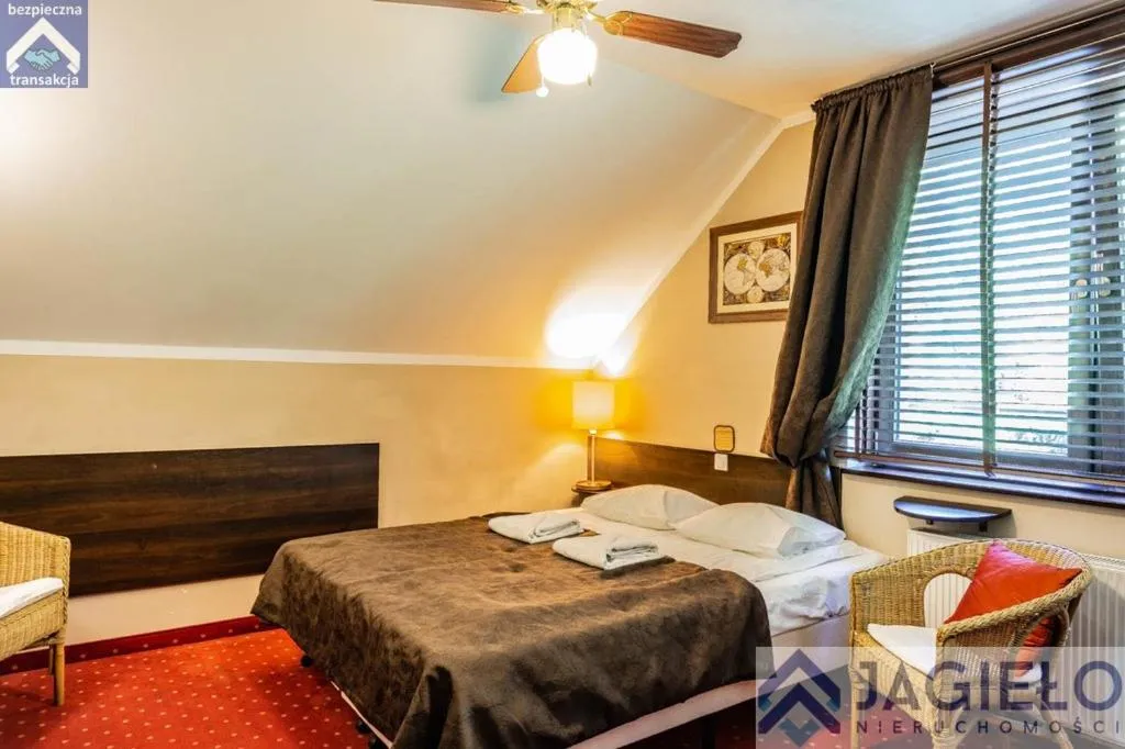 Bed in Villa Stylius