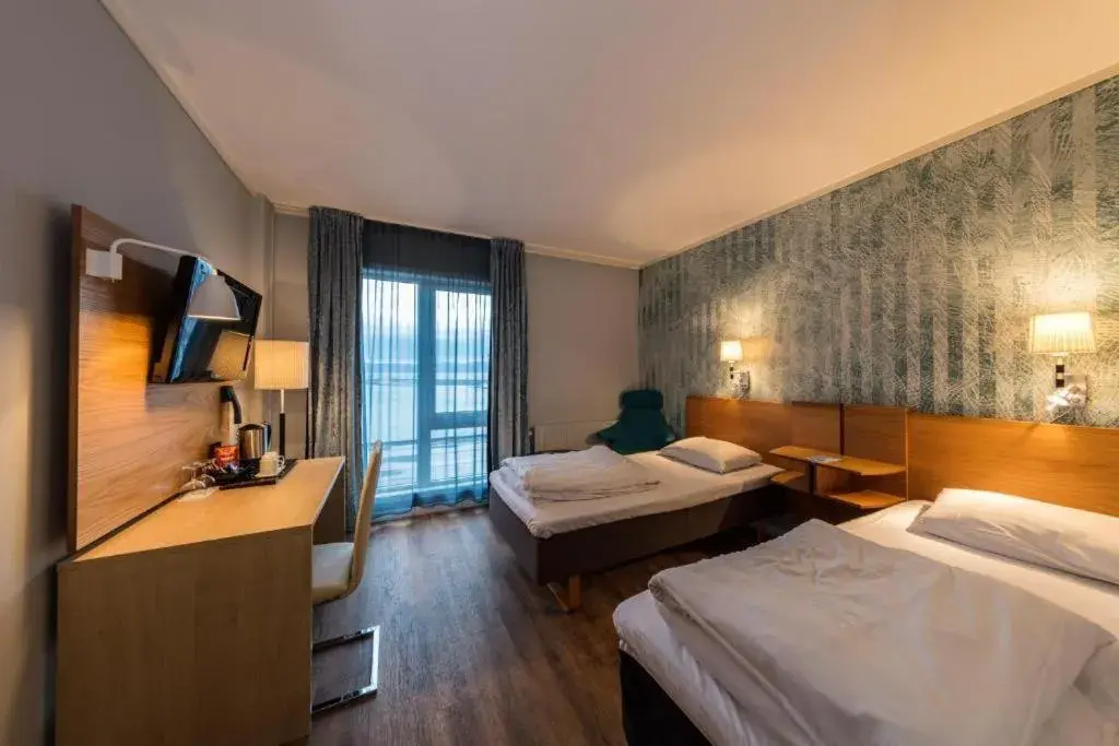 Deluxe Twin Room - single occupancy in Ørland Kysthotell Deluxe Twin Room - single occupancy in Ørland Kysthotell