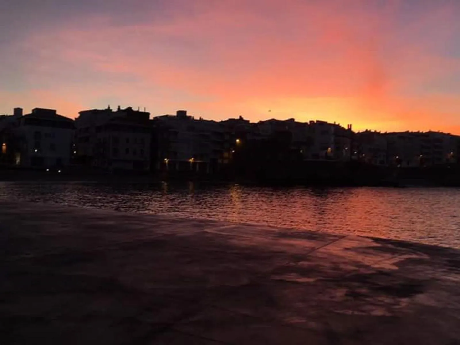 Landmark view in Front Mar 406