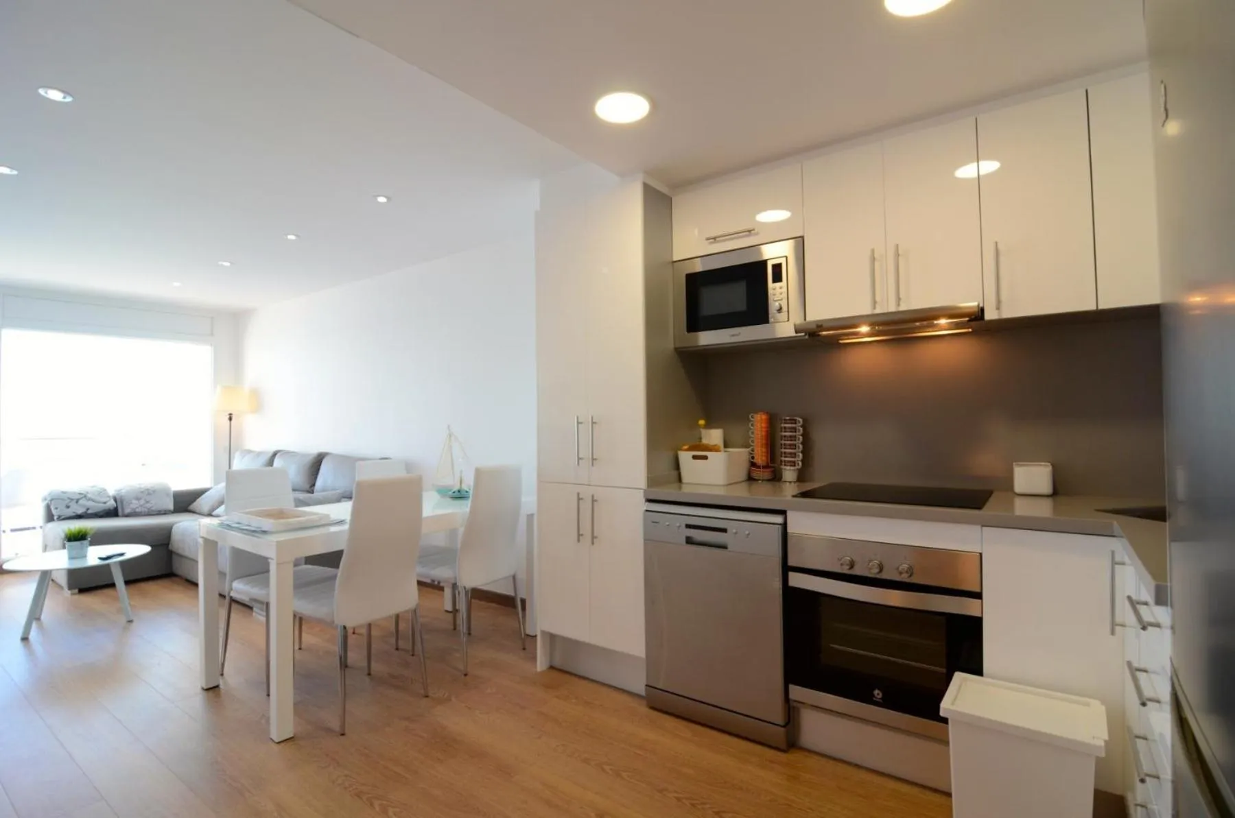 Other in Front Mar 406