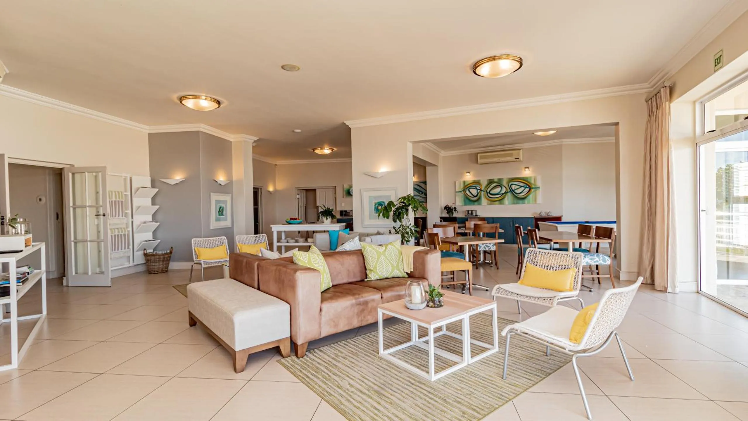 Lounge or bar in The Sir David Boutique Guest House