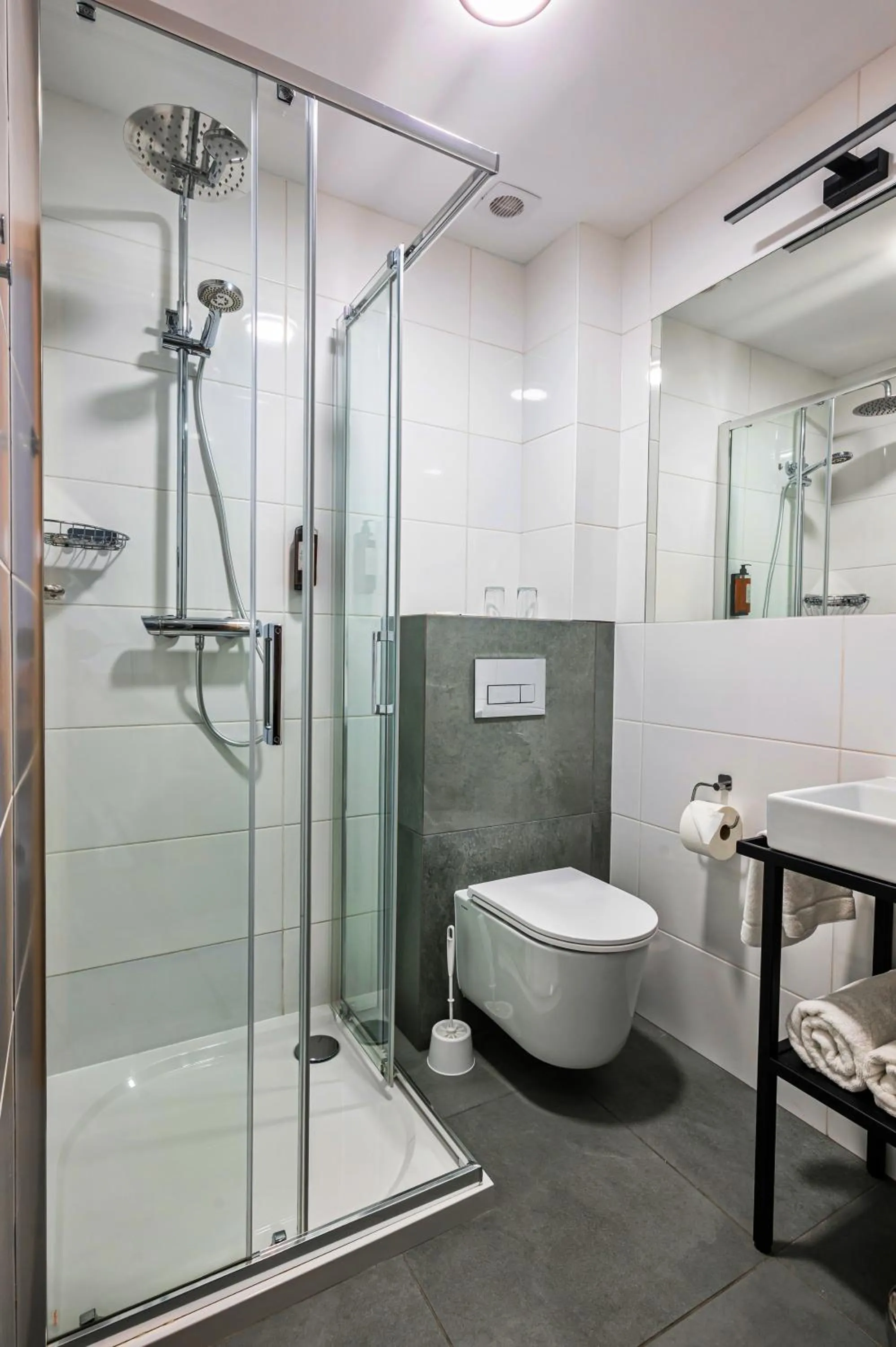 Bathroom in Hotel Pietrak