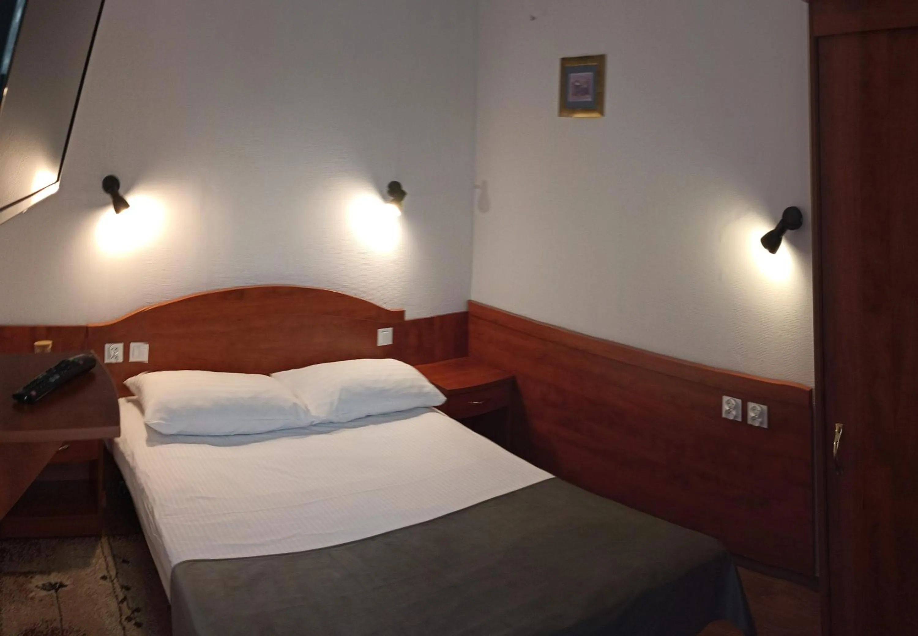 Photo of the whole room, Bed in Hotel Pietrak
