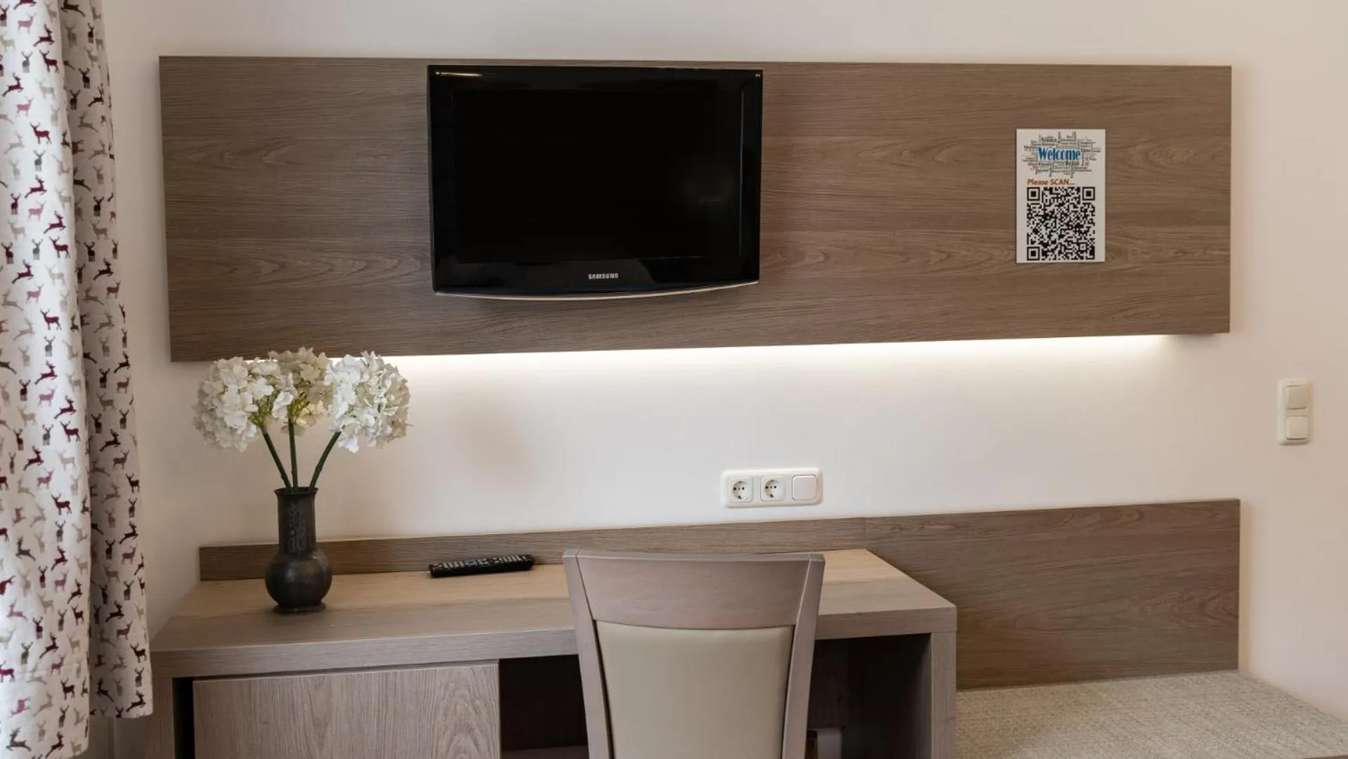 Property building in Hotel Bergland