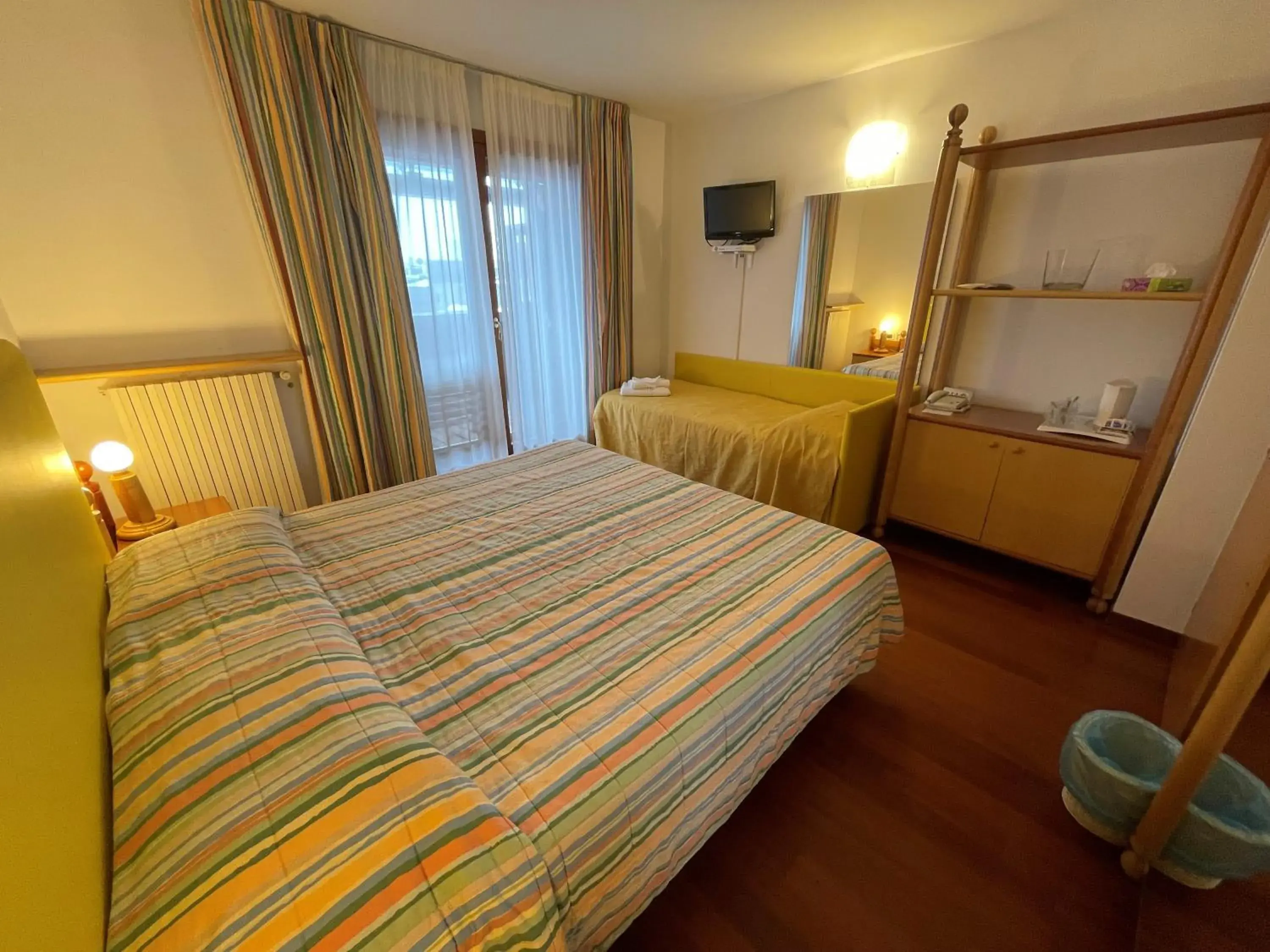 Photo of the whole room, Bed in Il Fraitevino hotel bed & breakfast Photo of the whole room, Bed in Il Fraitevino hotel bed & breakfast