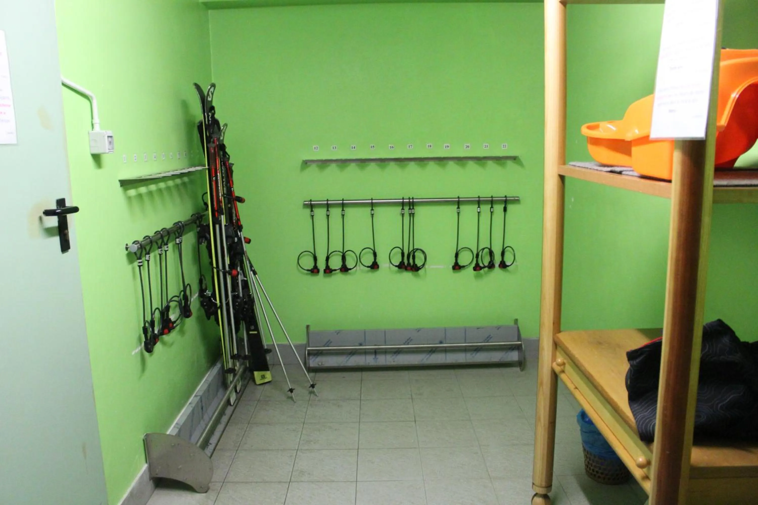 Skiing, Bed in Il Fraitevino hotel bed & breakfast