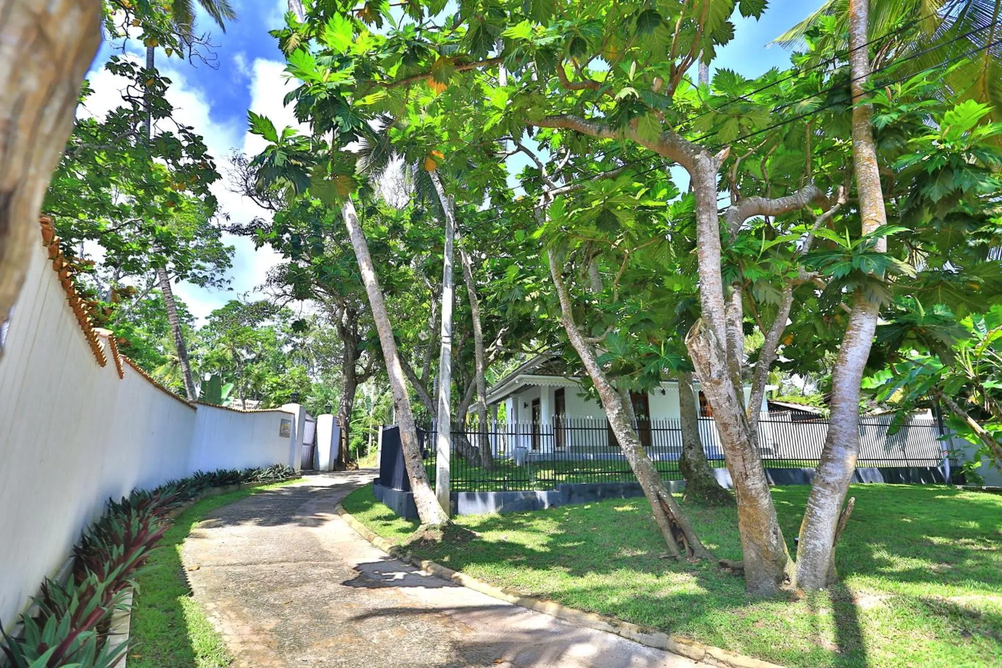 Property building in Amara Villa