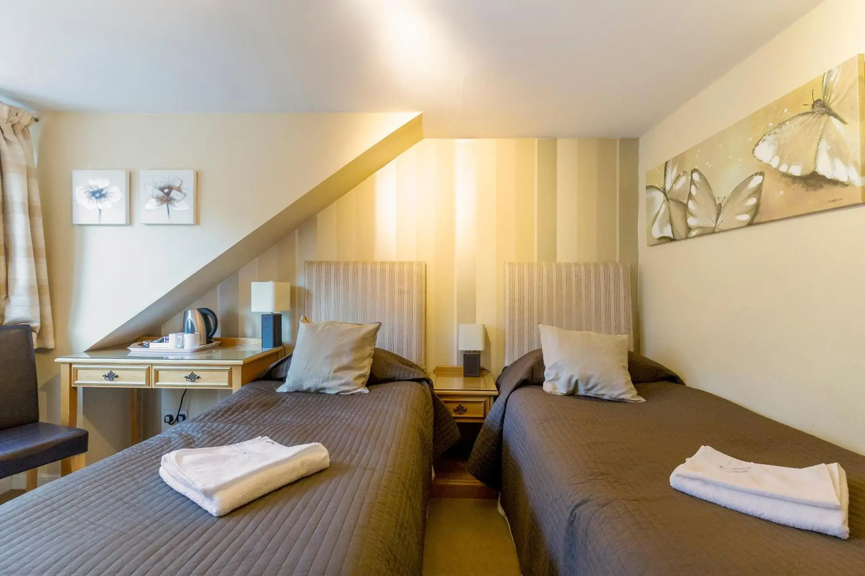 Bedroom, Bed in Arden Guest House, Craigmillar Castle Edinburgh Bedroom, Bed in Arden Guest House, Craigmillar Castle Edinburgh