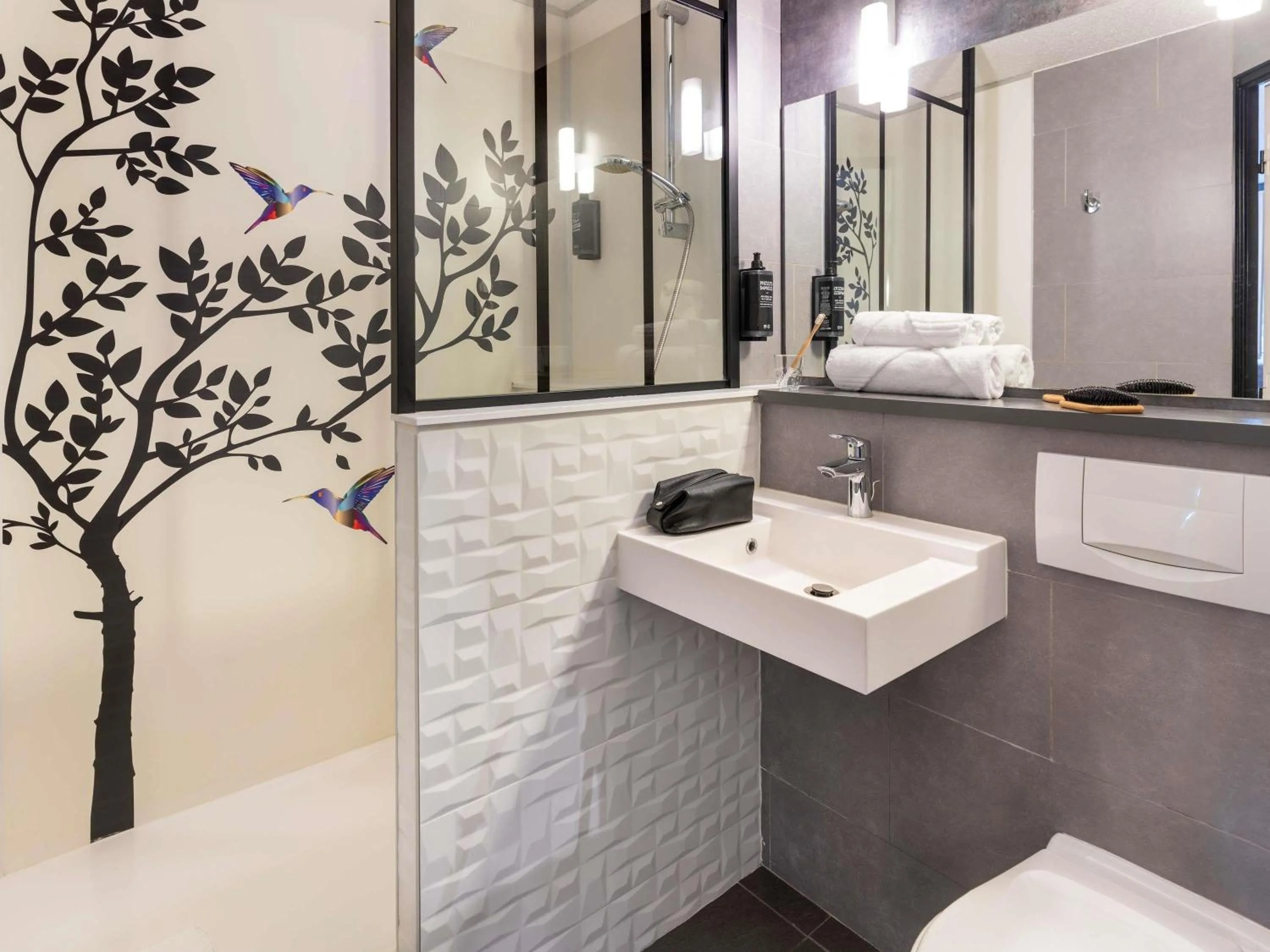 Bedroom in ibis Styles Brive Ouest