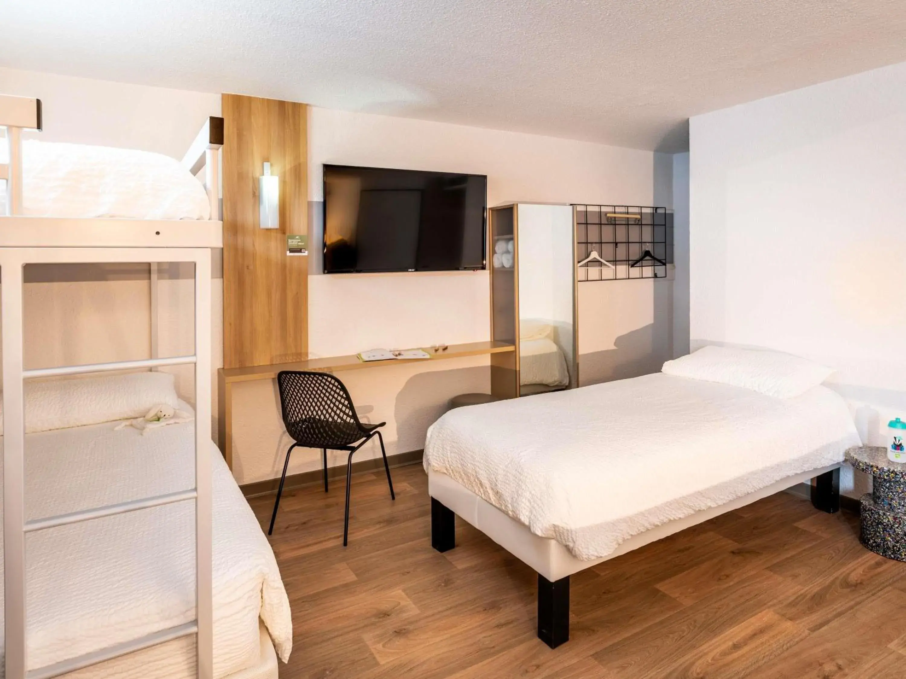 Bedroom, Bed in ibis Styles Brive Ouest Bedroom, Bed in ibis Styles Brive Ouest