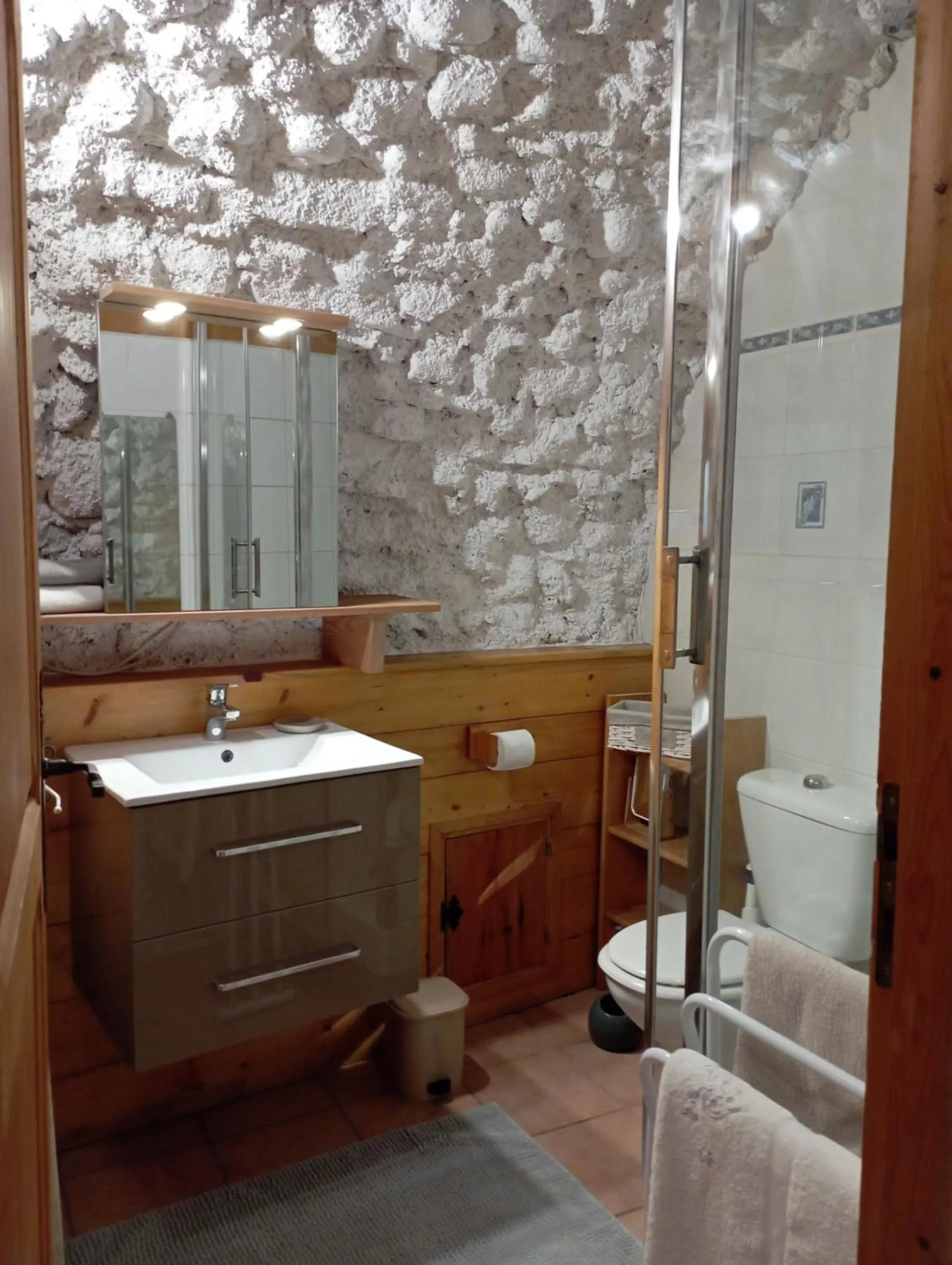 Bathroom in Apartments Moulin du Martinet - Chambre d'hôte