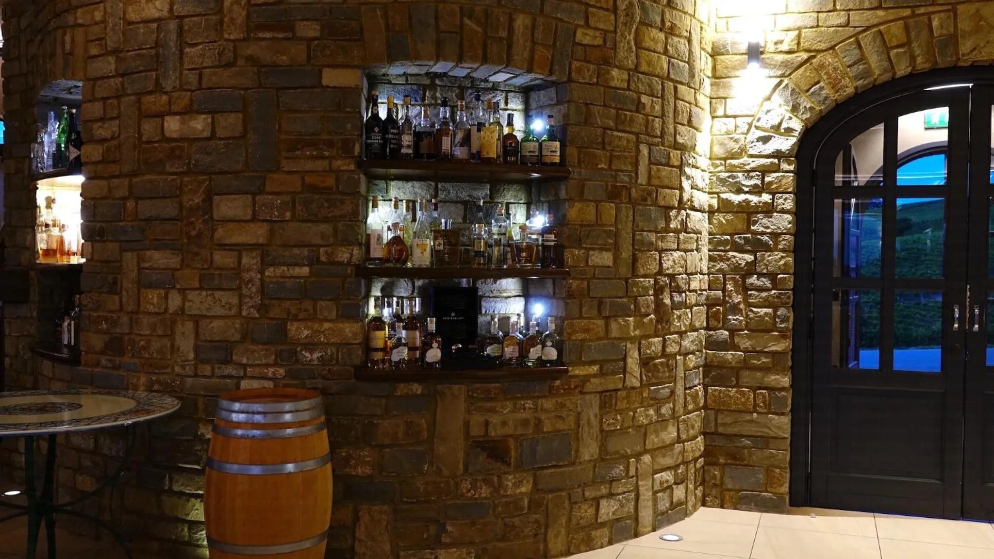 Decorative detail in Tota Virginia Antico Podere