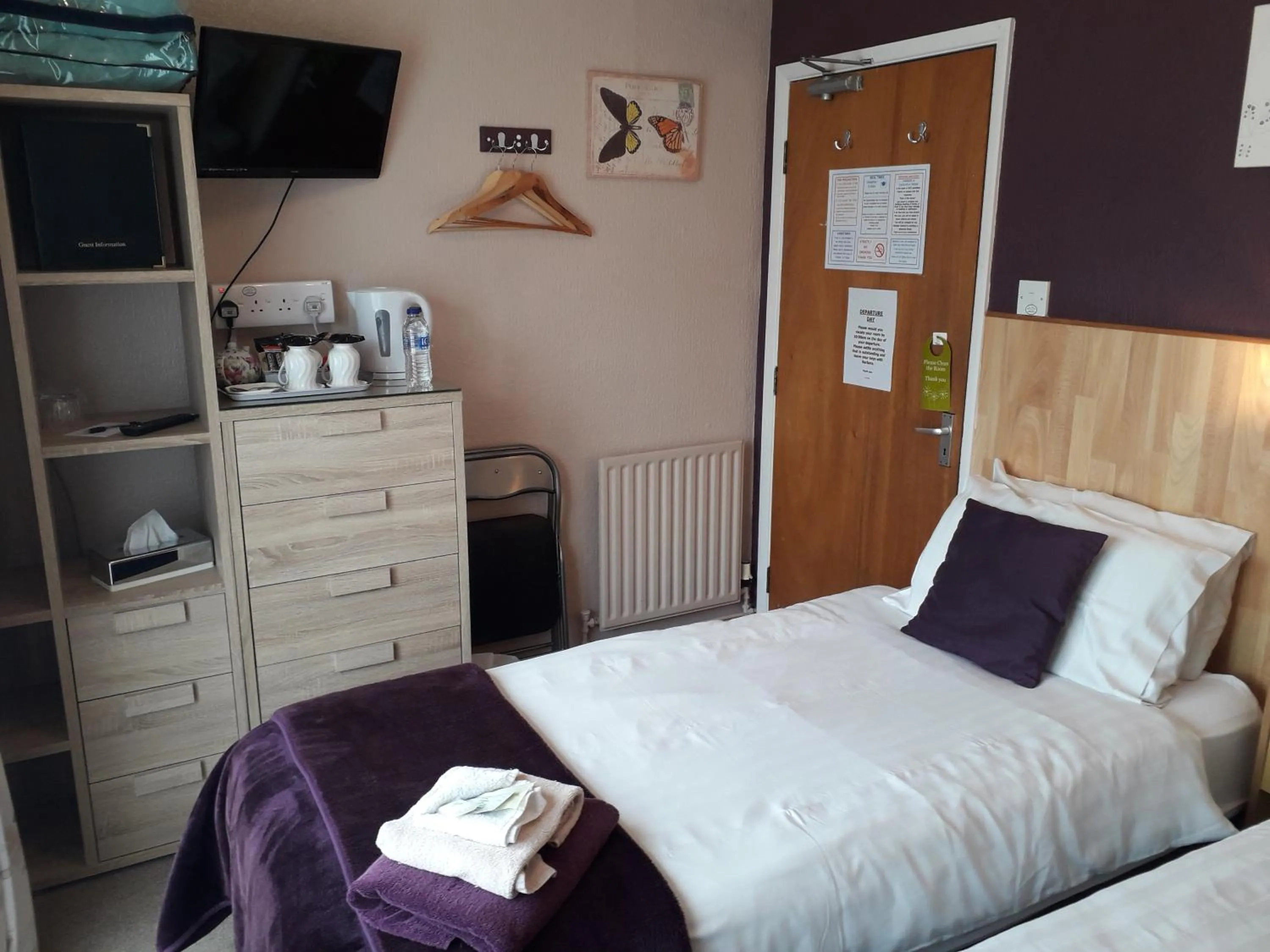 Bedroom, Bed in The Inn Place