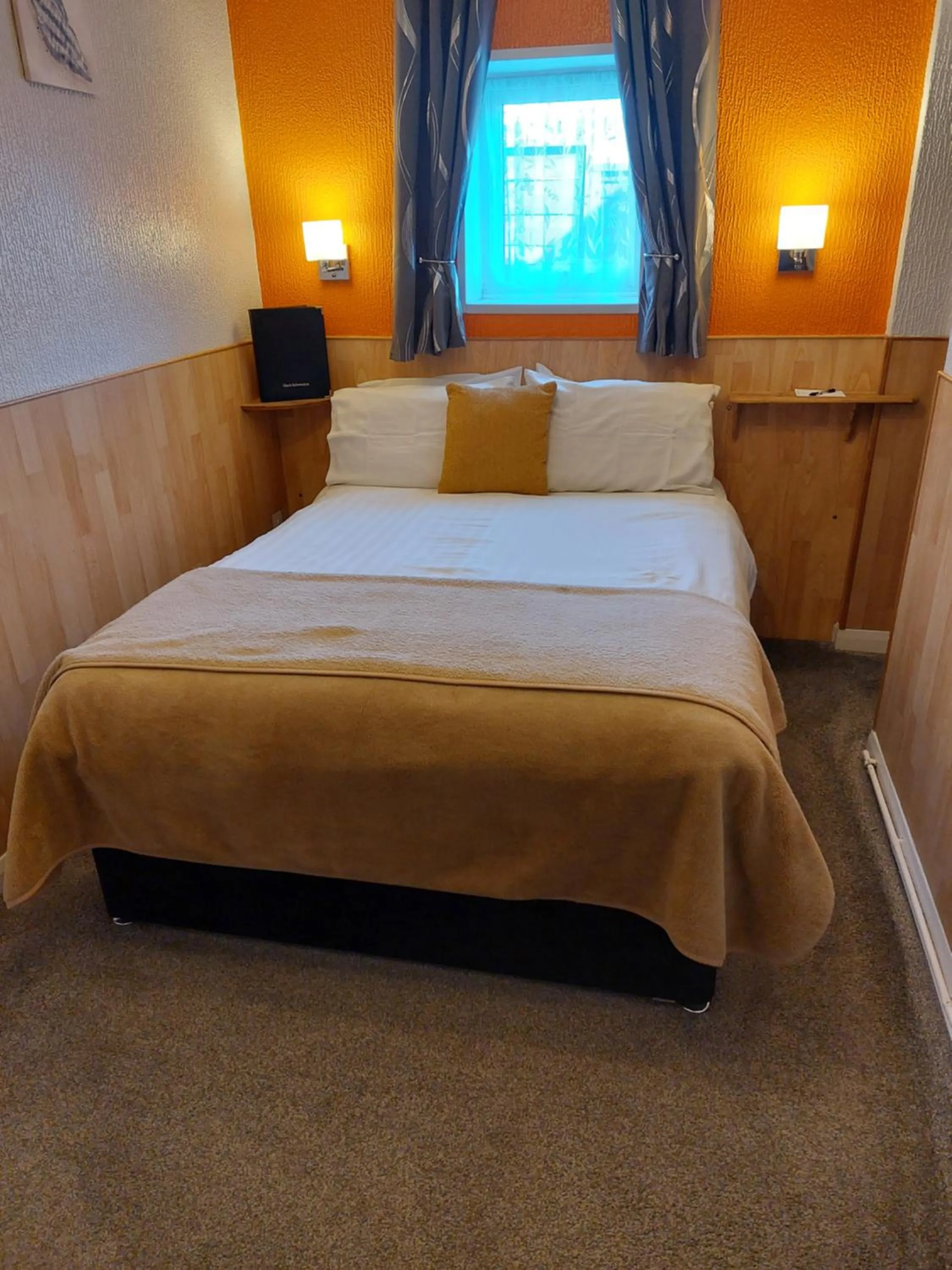 Bedroom, Bed in The Inn Place