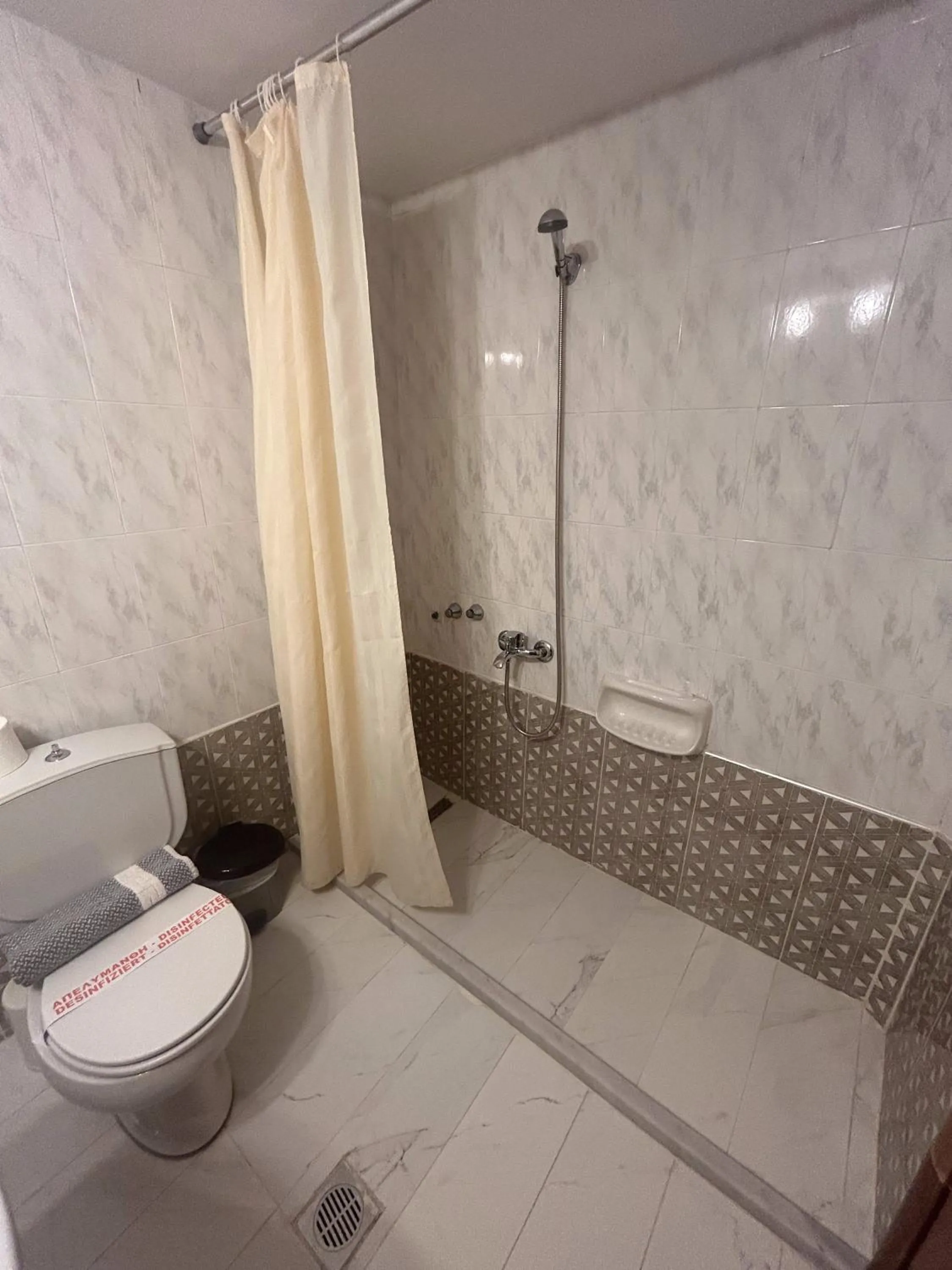 Alexander The Great Hotel