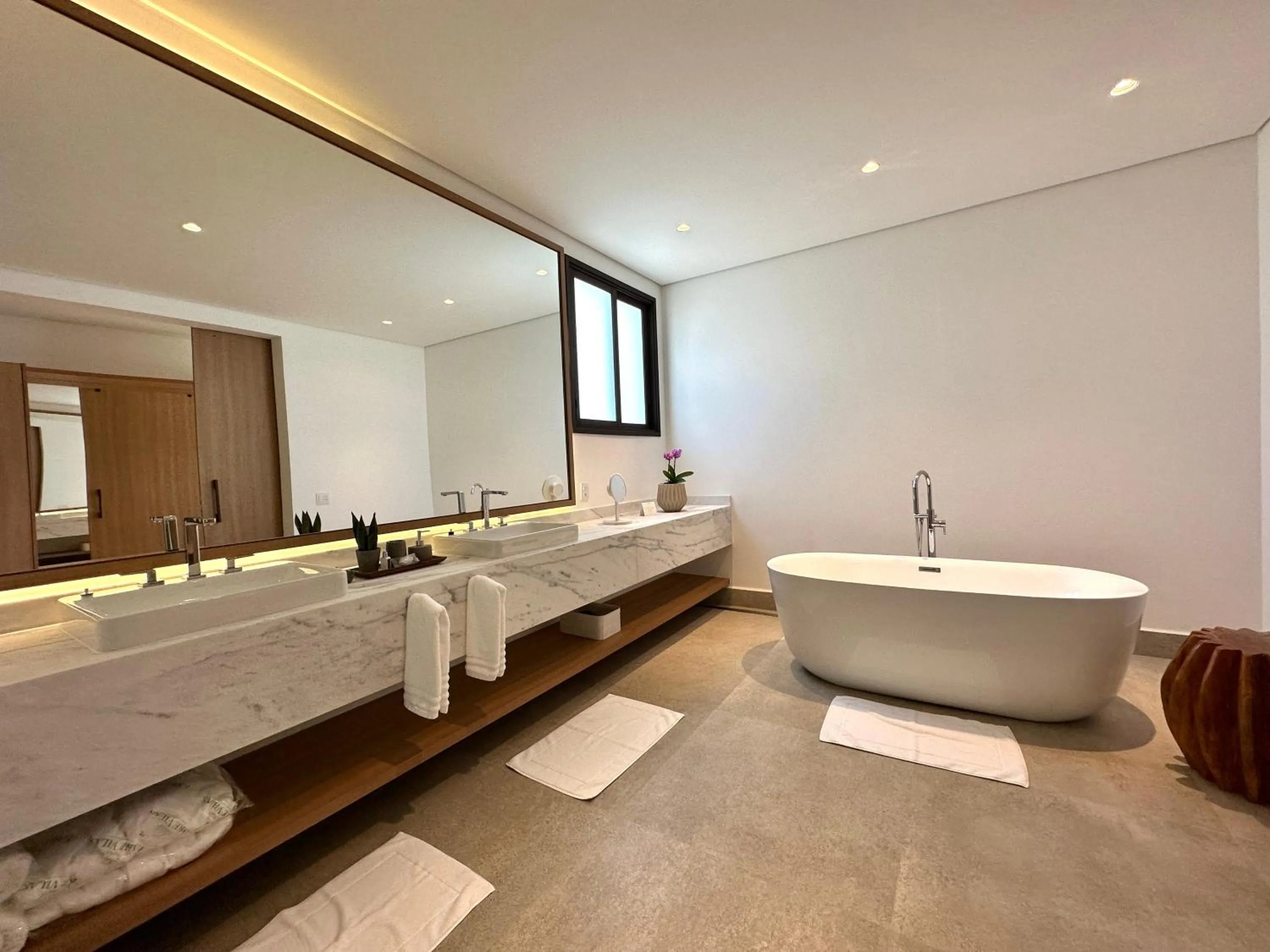 Toilet in Lake Vilas Charm Hotel & SPA