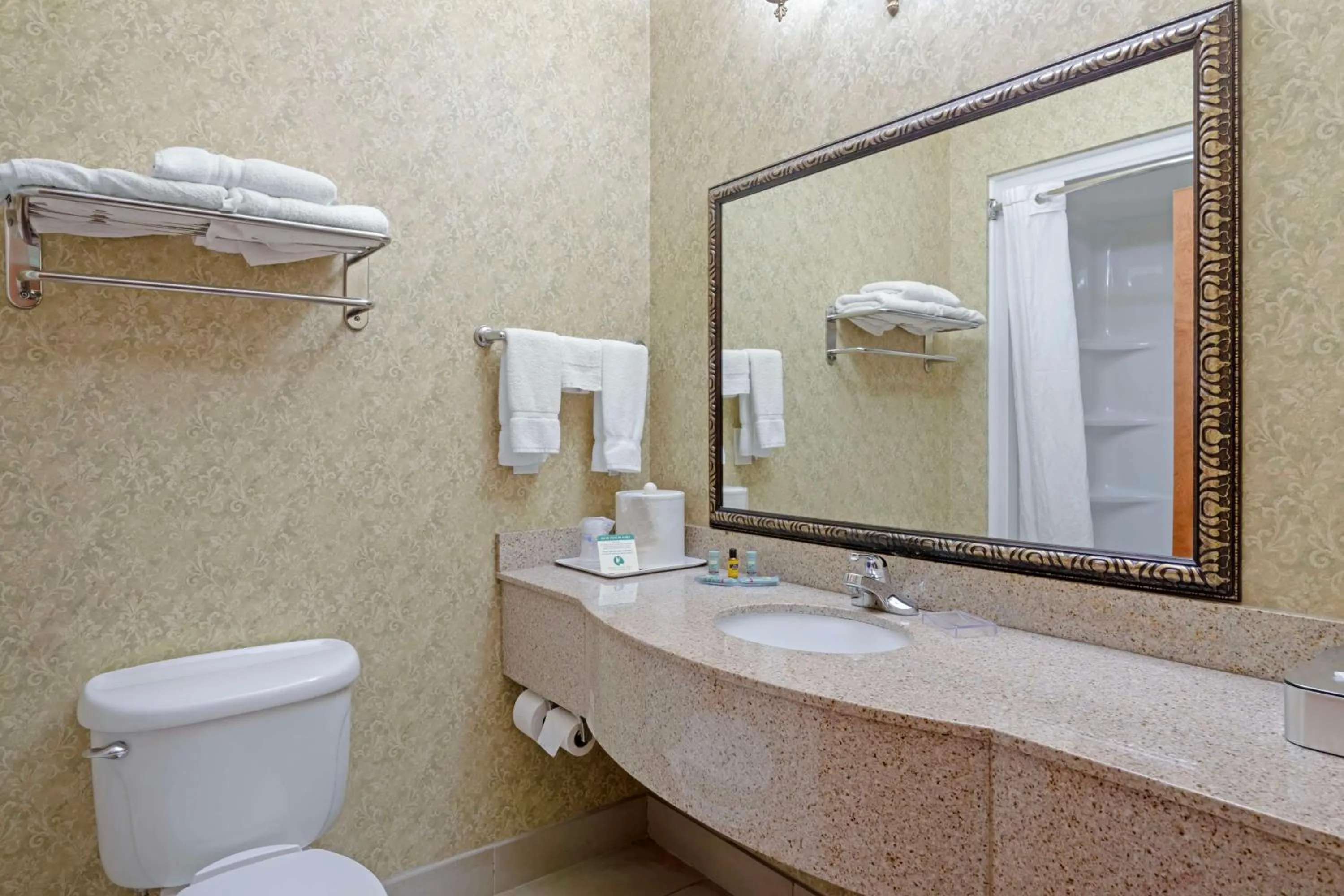 Bathroom in Best Western Plus Bradbury Inn and Suites