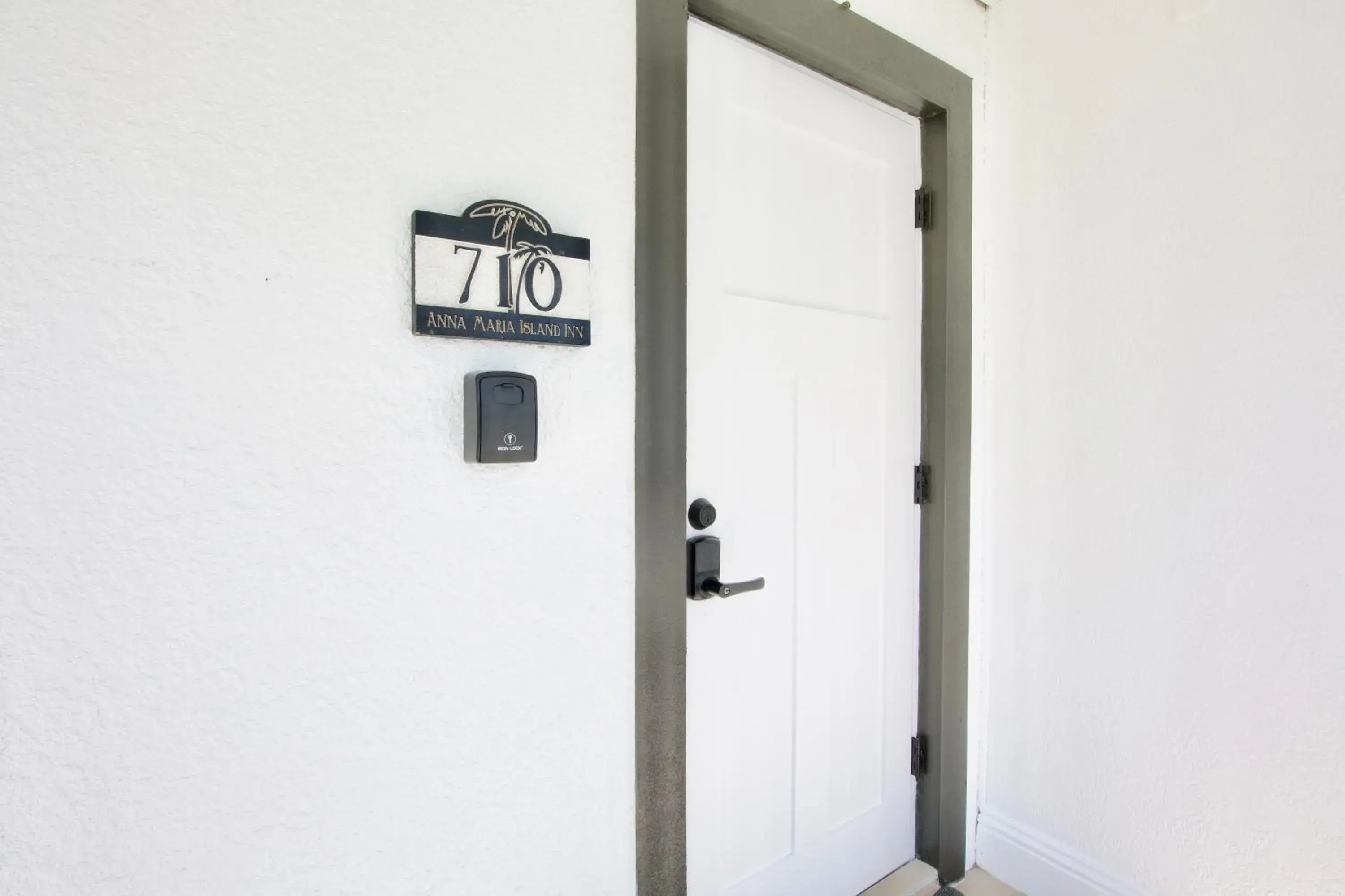 Property building in Haley's at Anna Maria Island Inn Property building in Haley's at Anna Maria Island Inn