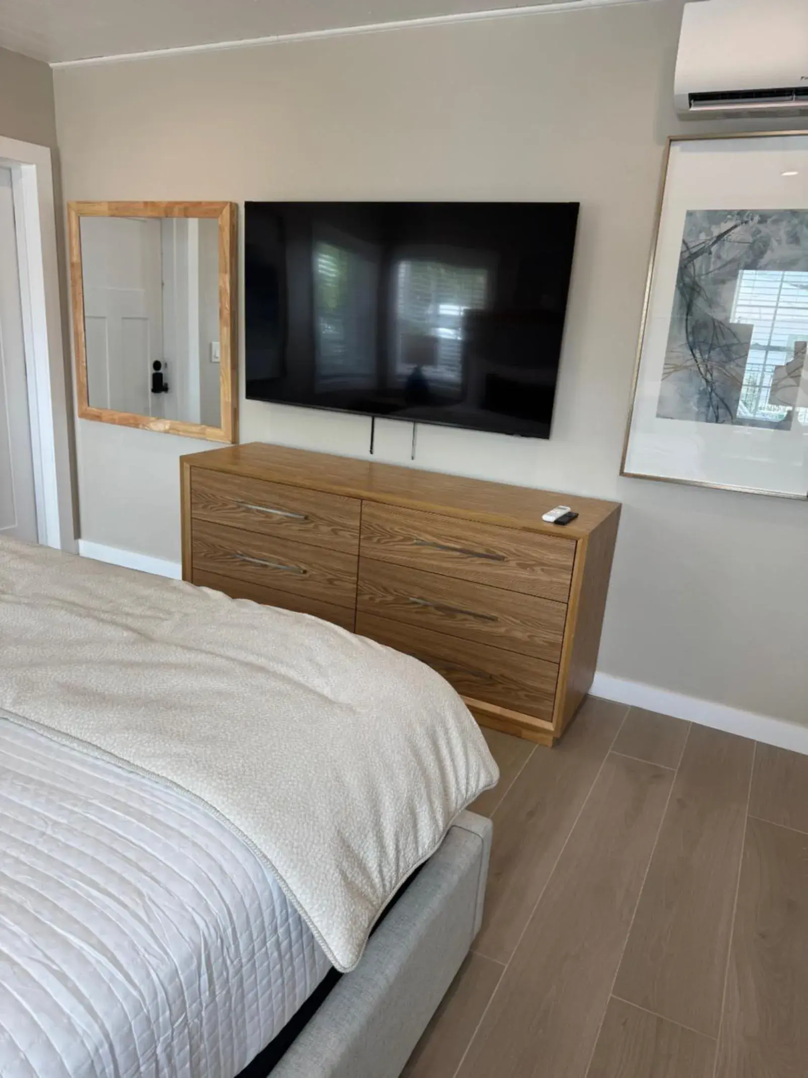 Bed in Haley's at Anna Maria Island Inn Bed in Haley's at Anna Maria Island Inn