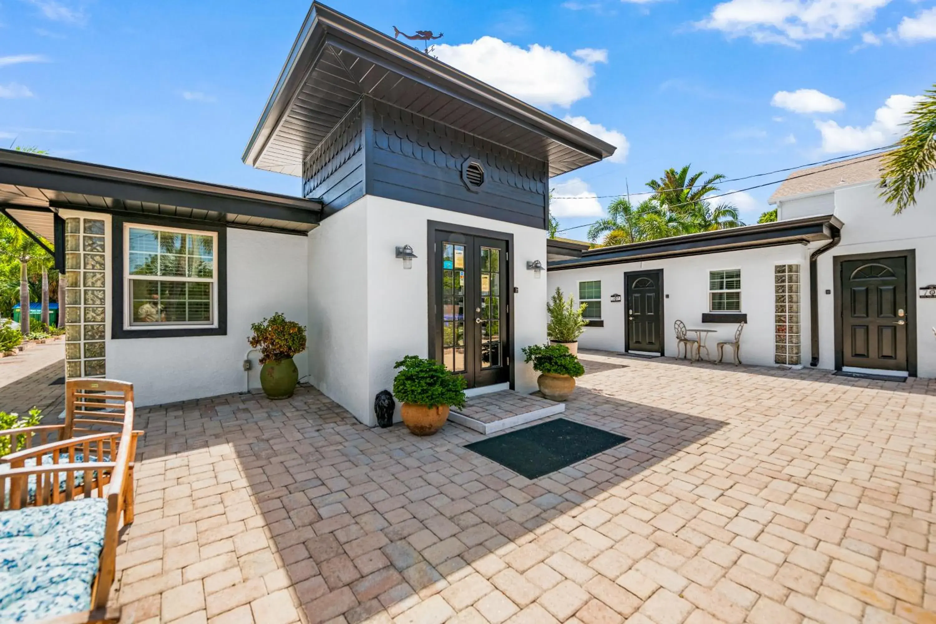 Property building in Haley's at Anna Maria Island Inn Property building in Haley's at Anna Maria Island Inn
