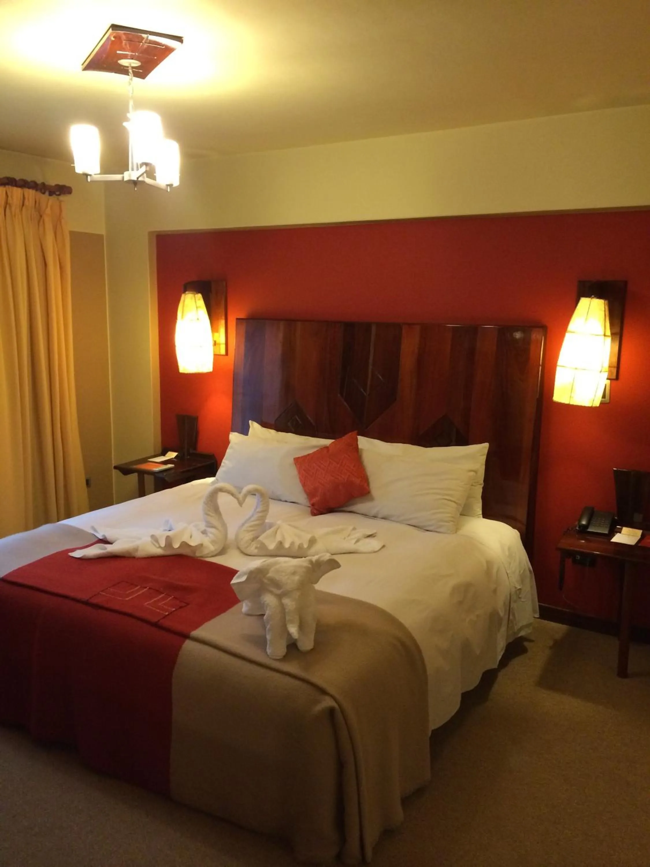Photo of the whole room, Bed in Royal Inn Hotel Puno
