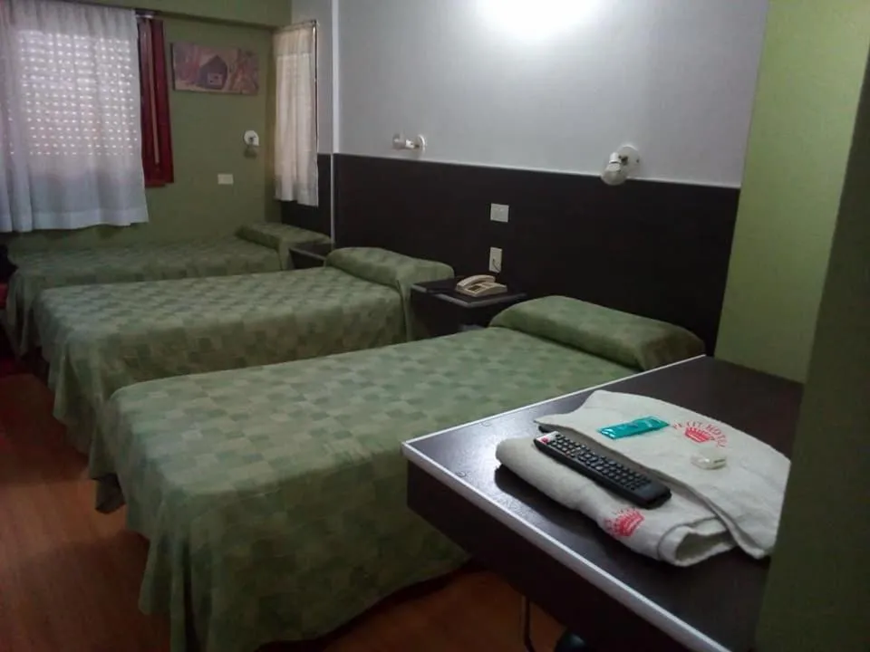 Classic Triple Room in Petit Hotel
