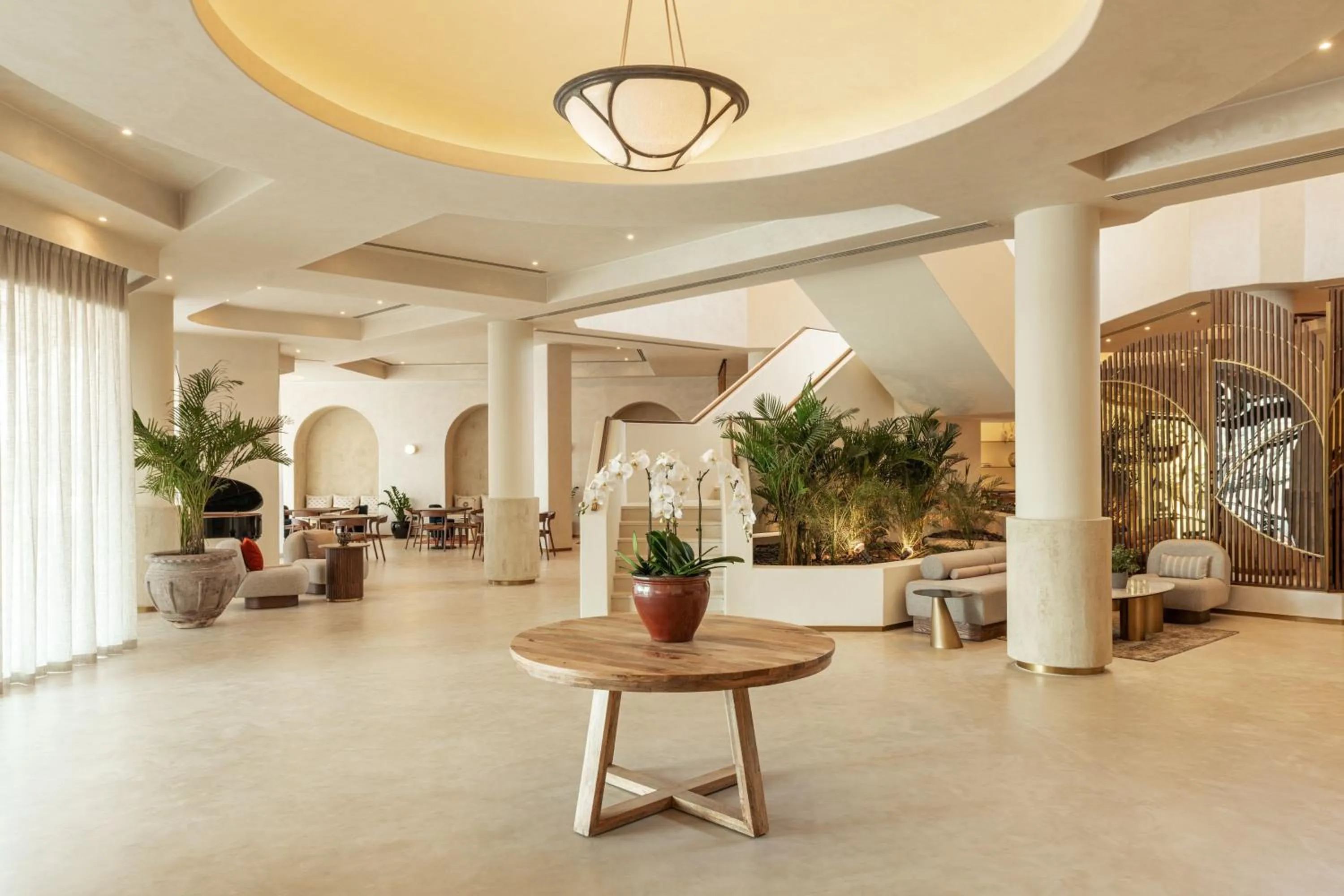 Lobby or reception in Le Meridien Fairway