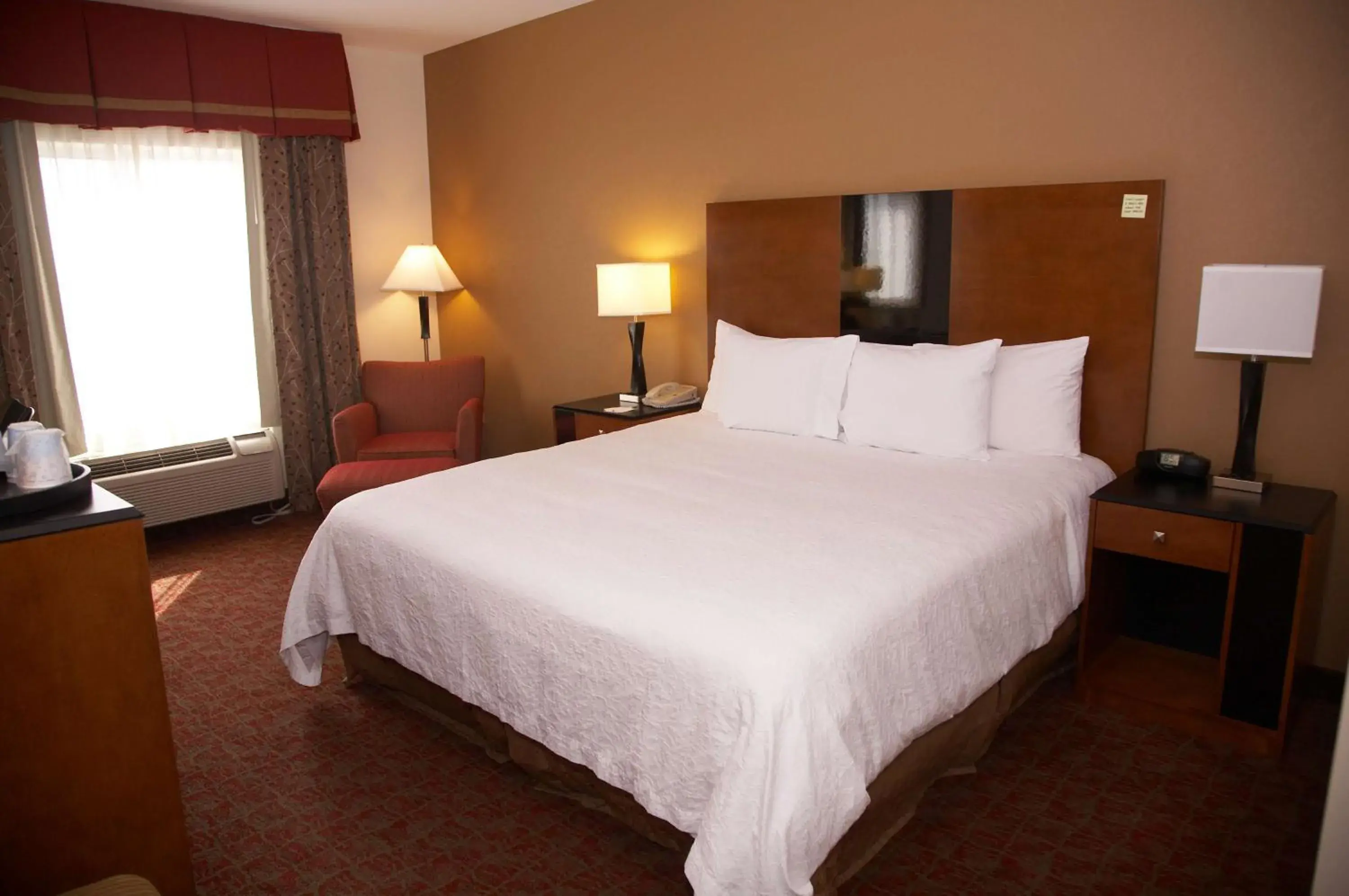 Bed in Hampton Inn & Suites Hobbs Bed in Hampton Inn & Suites Hobbs