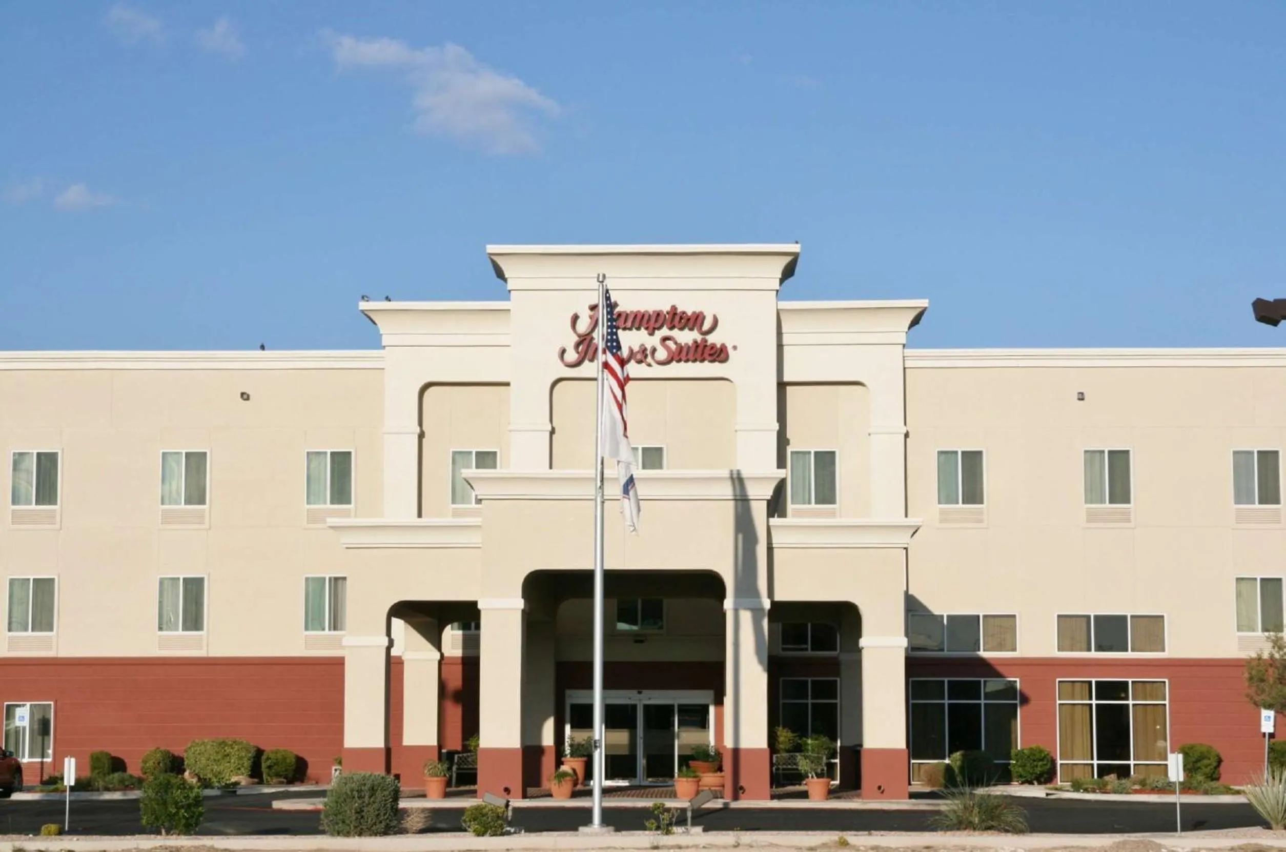 Property building in Hampton Inn & Suites Hobbs