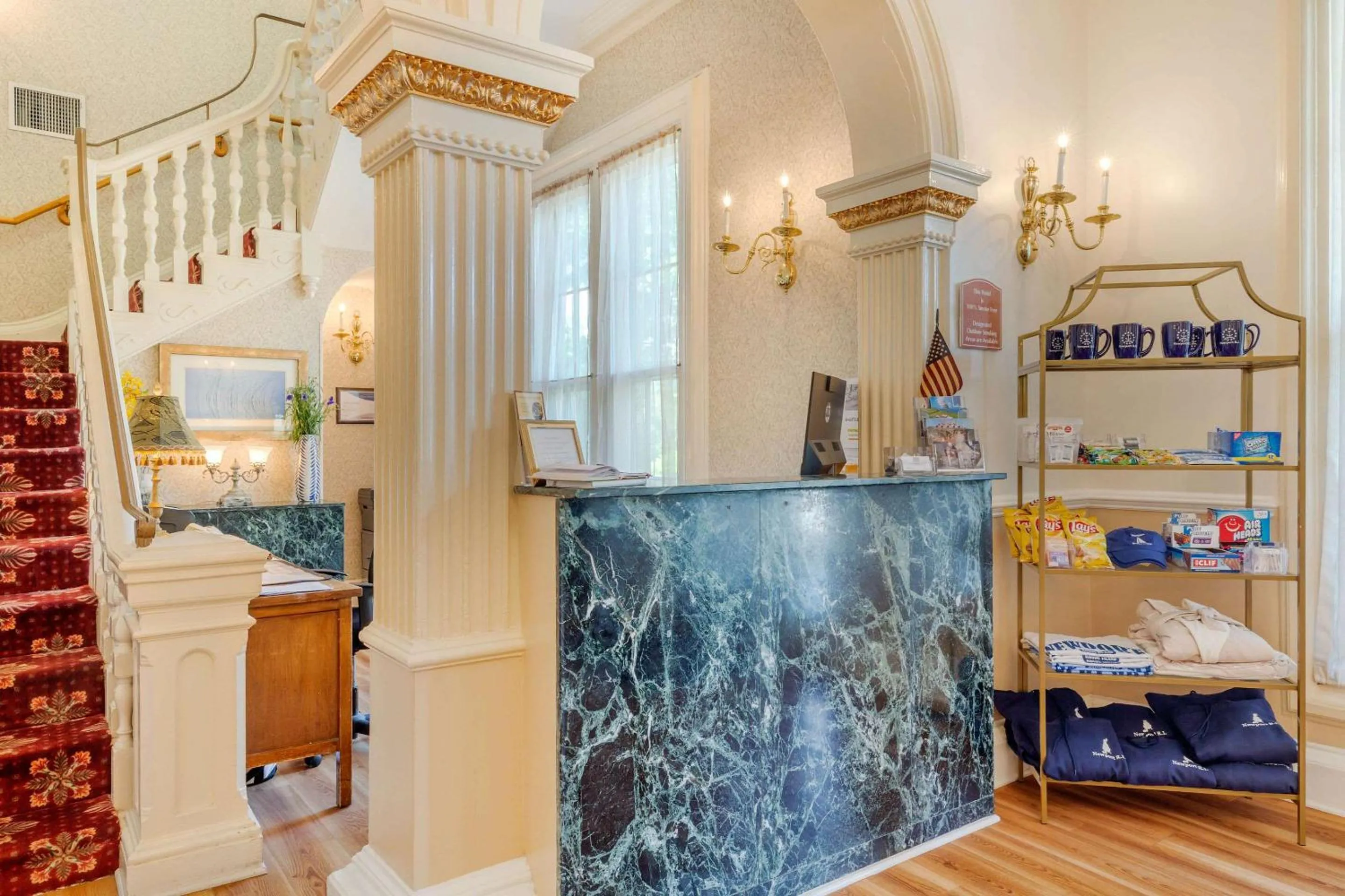 Lobby or reception in The Carriage House Inn Newport