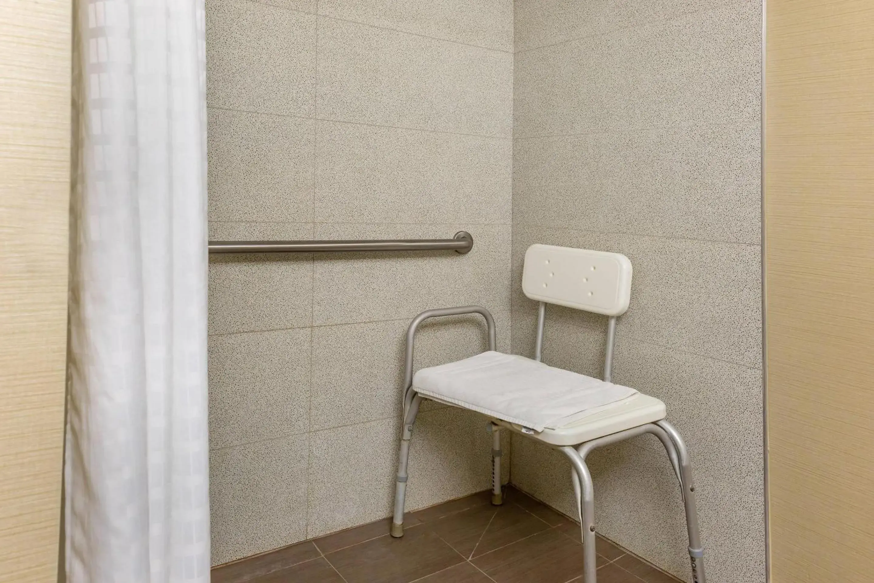 Bedroom in Comfort Suites Dover University Area Bedroom in Comfort Suites Dover University Area