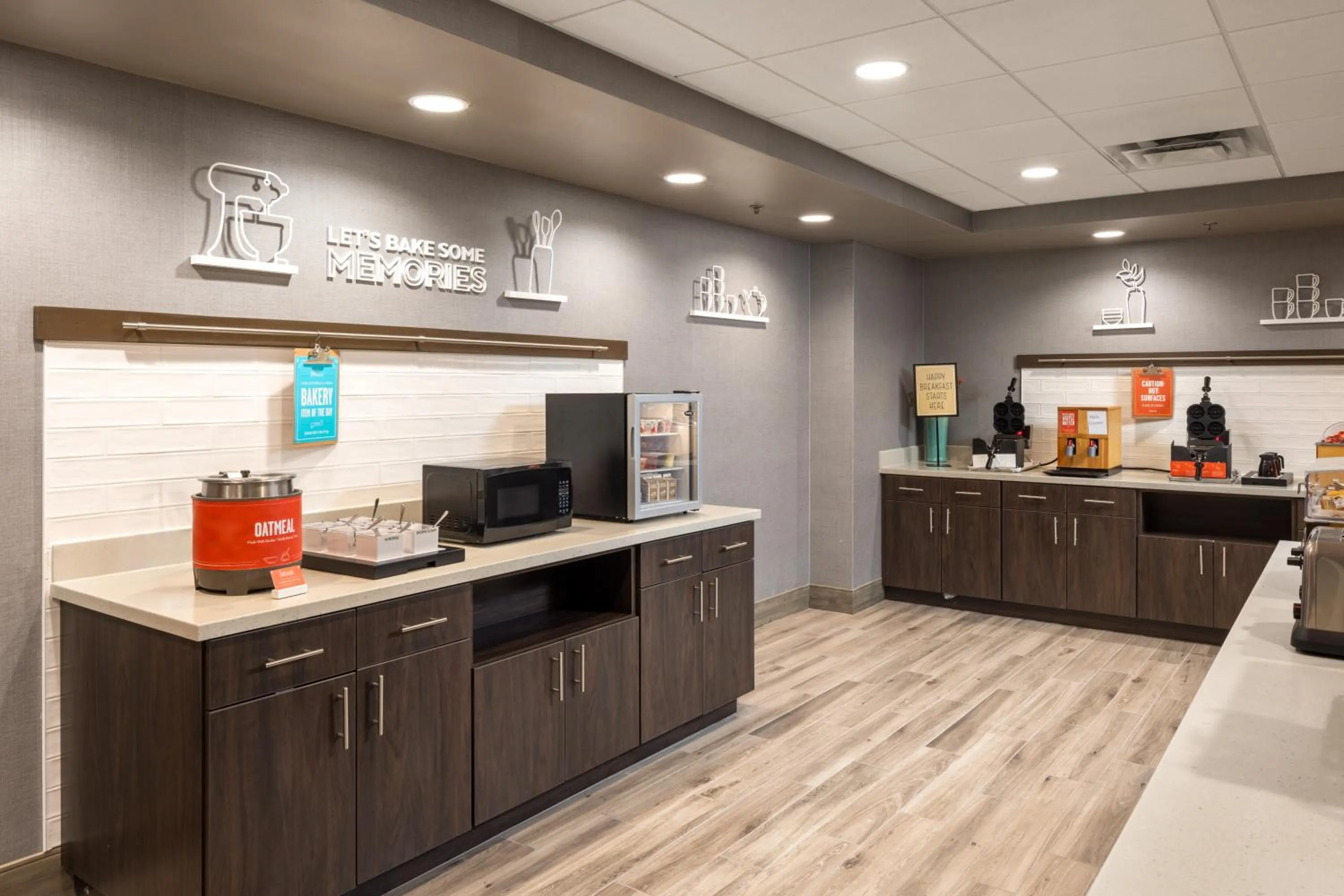 Coffee/tea facilities in Hampton Inn & Suites Manteca