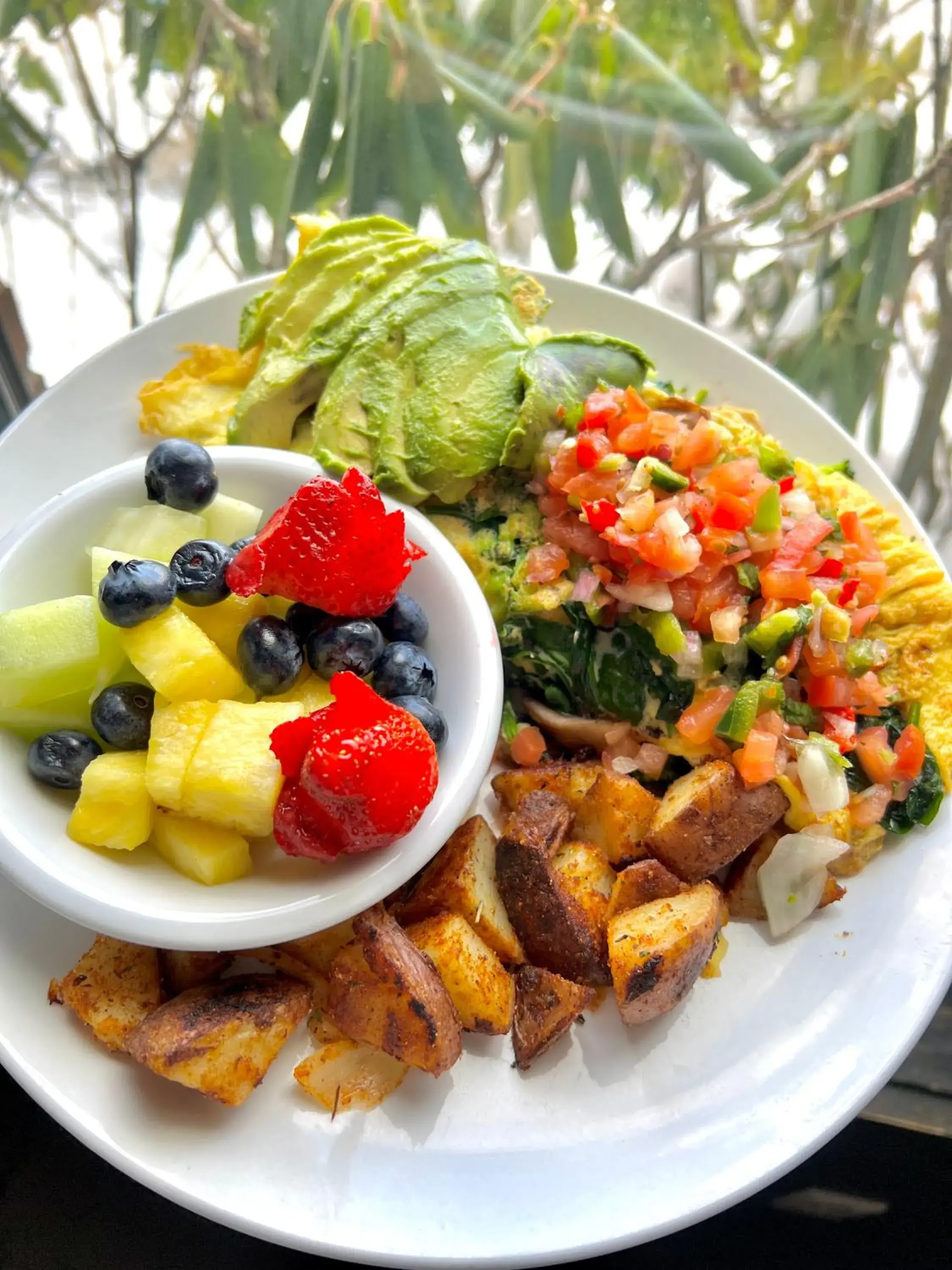 Restaurant/places to eat in Atlantic Beach Hotel Newport Restaurant/places to eat in Atlantic Beach Hotel Newport