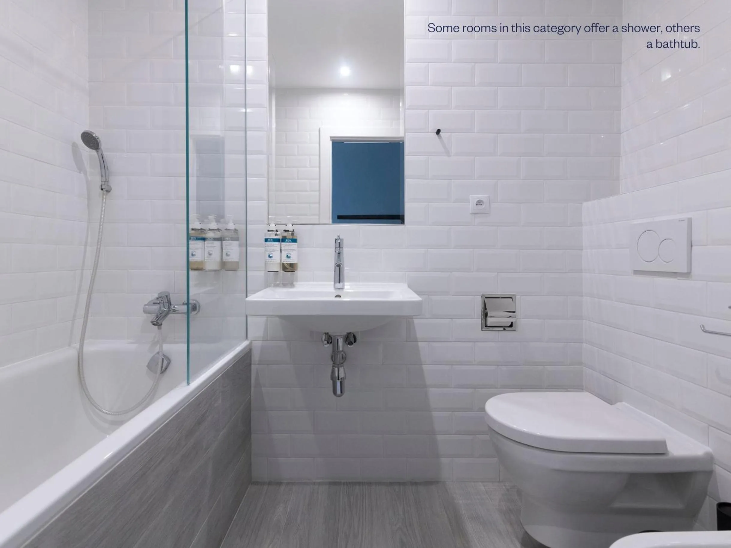 Shower in Numa Prague Root