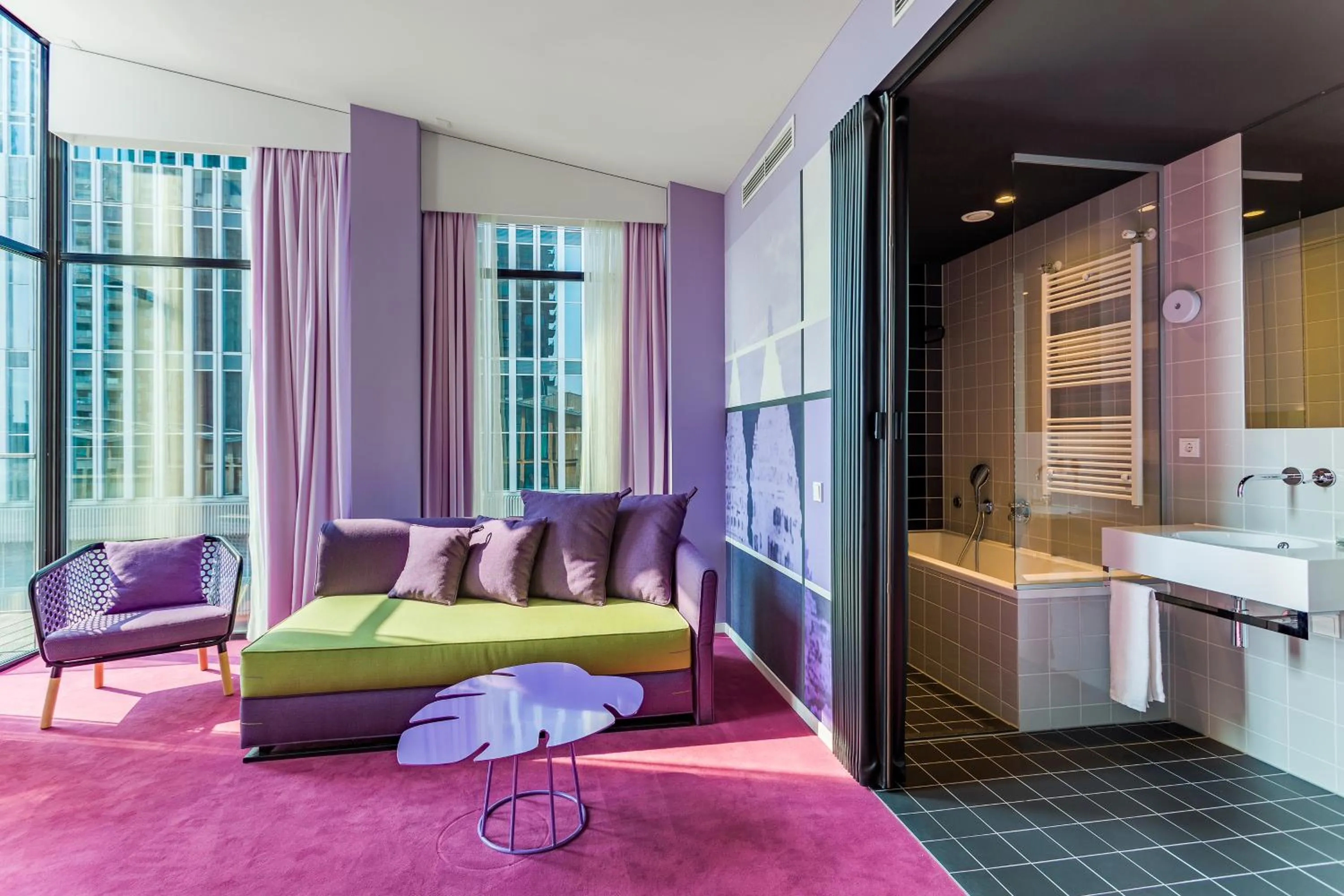 Bathroom in Room Mate Bruno, Rotterdam