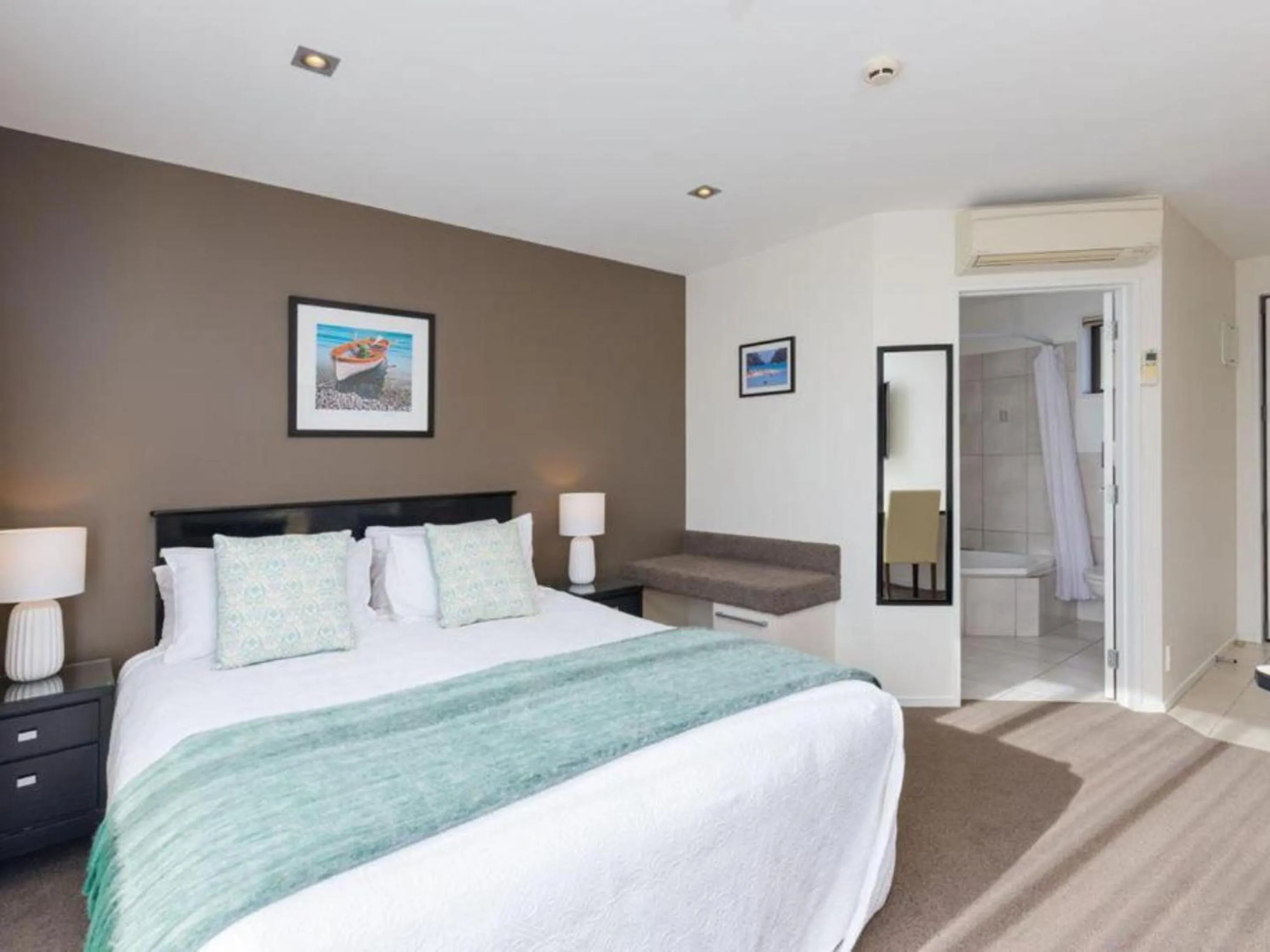 Bed in Palazzo Motor Lodge