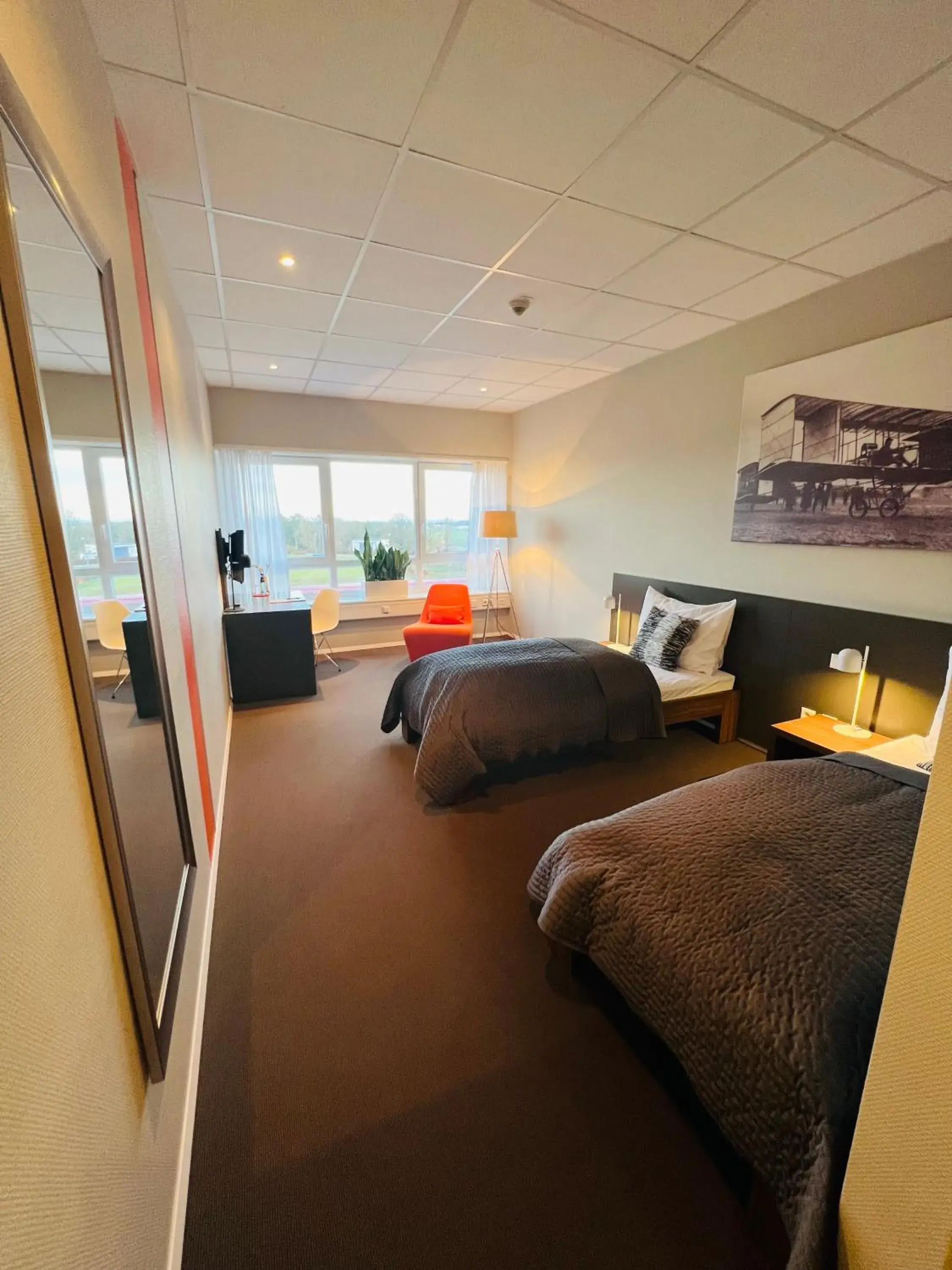 Single Room - single occupancy in Aircraft Hotel & Events Single Room - single occupancy in Aircraft Hotel & Events