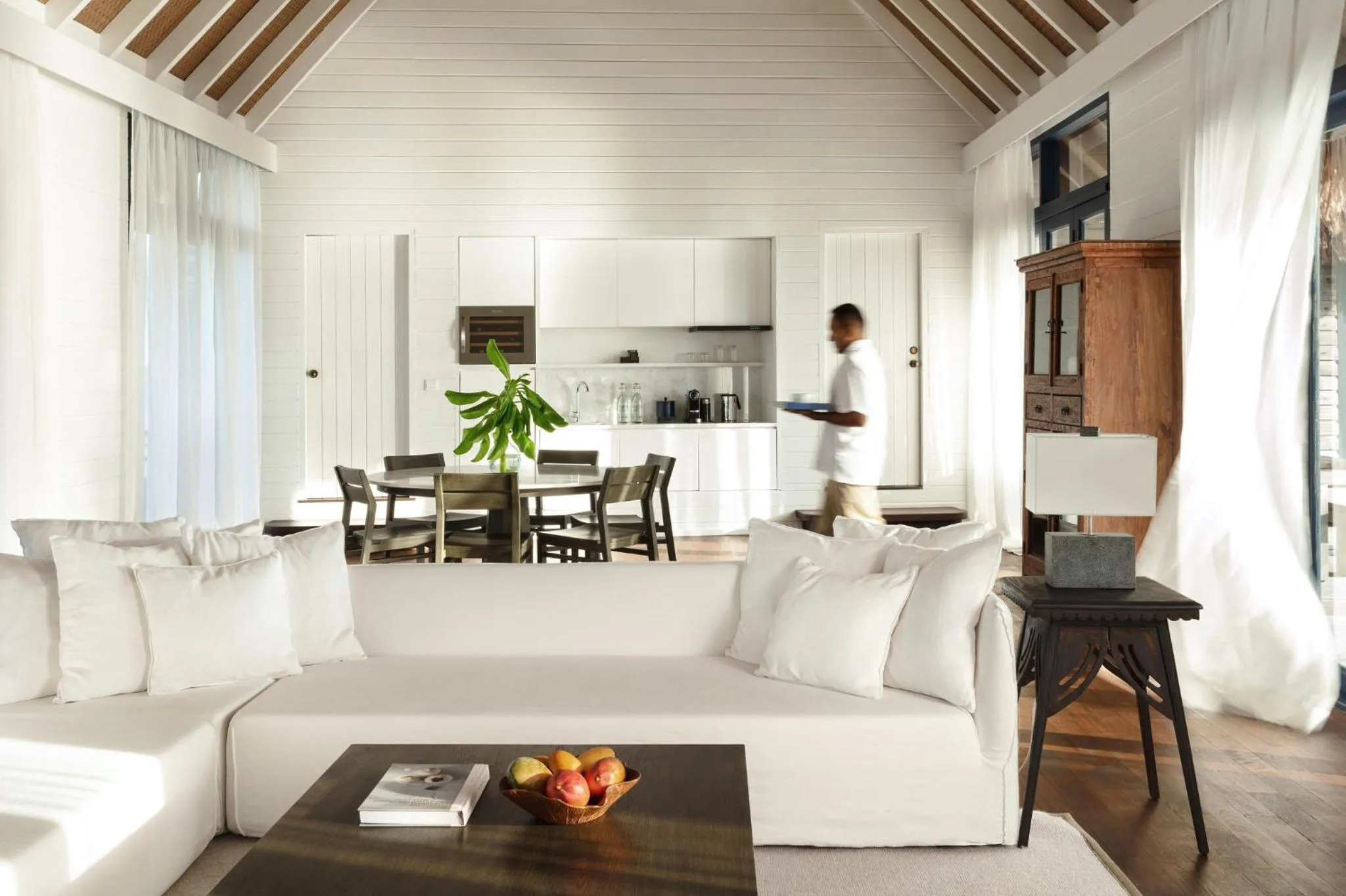 Photo of the whole room in COMO Cocoa Island