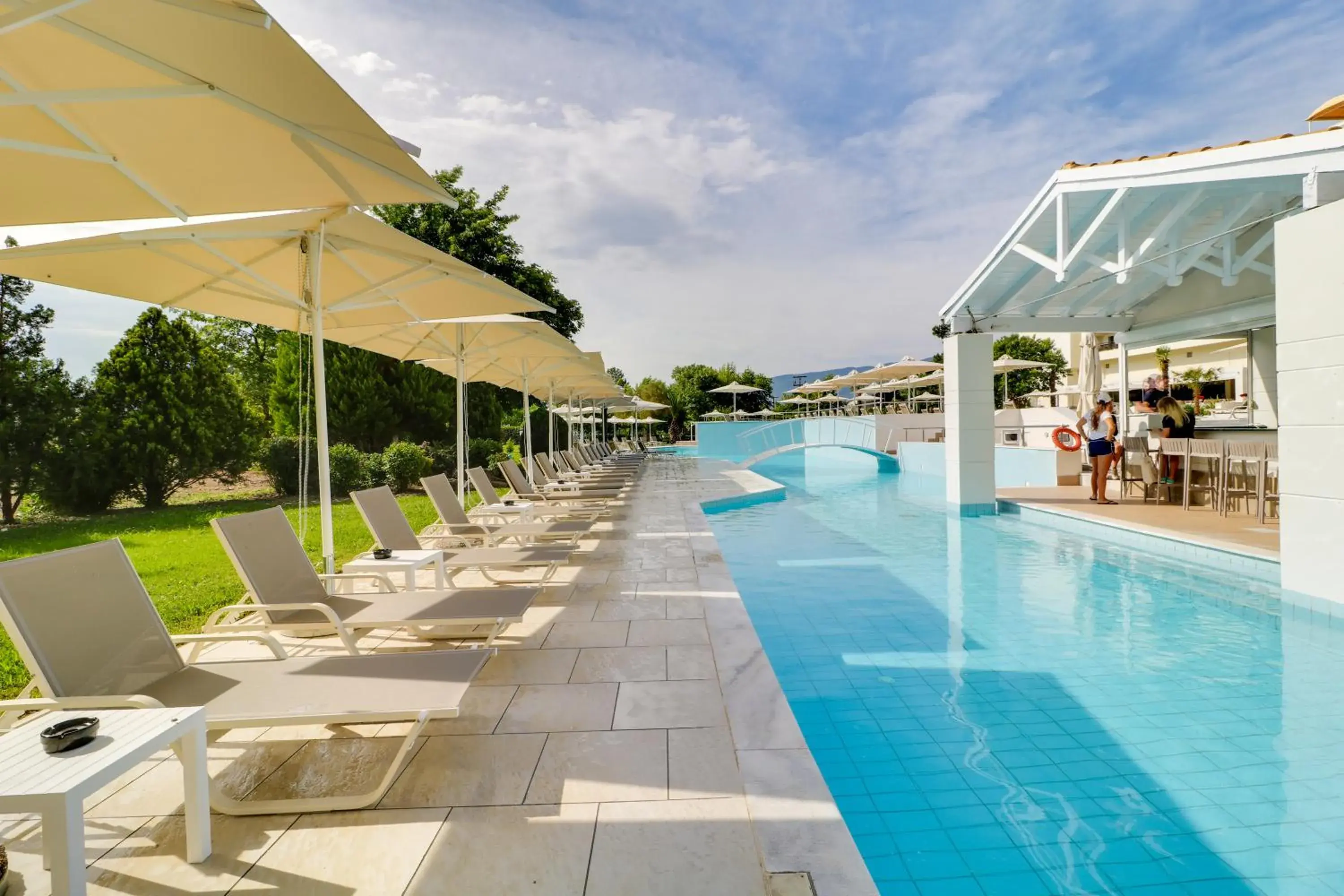 Swimming pool in Olympian Bay Grand Resort Swimming pool in Olympian Bay Grand Resort