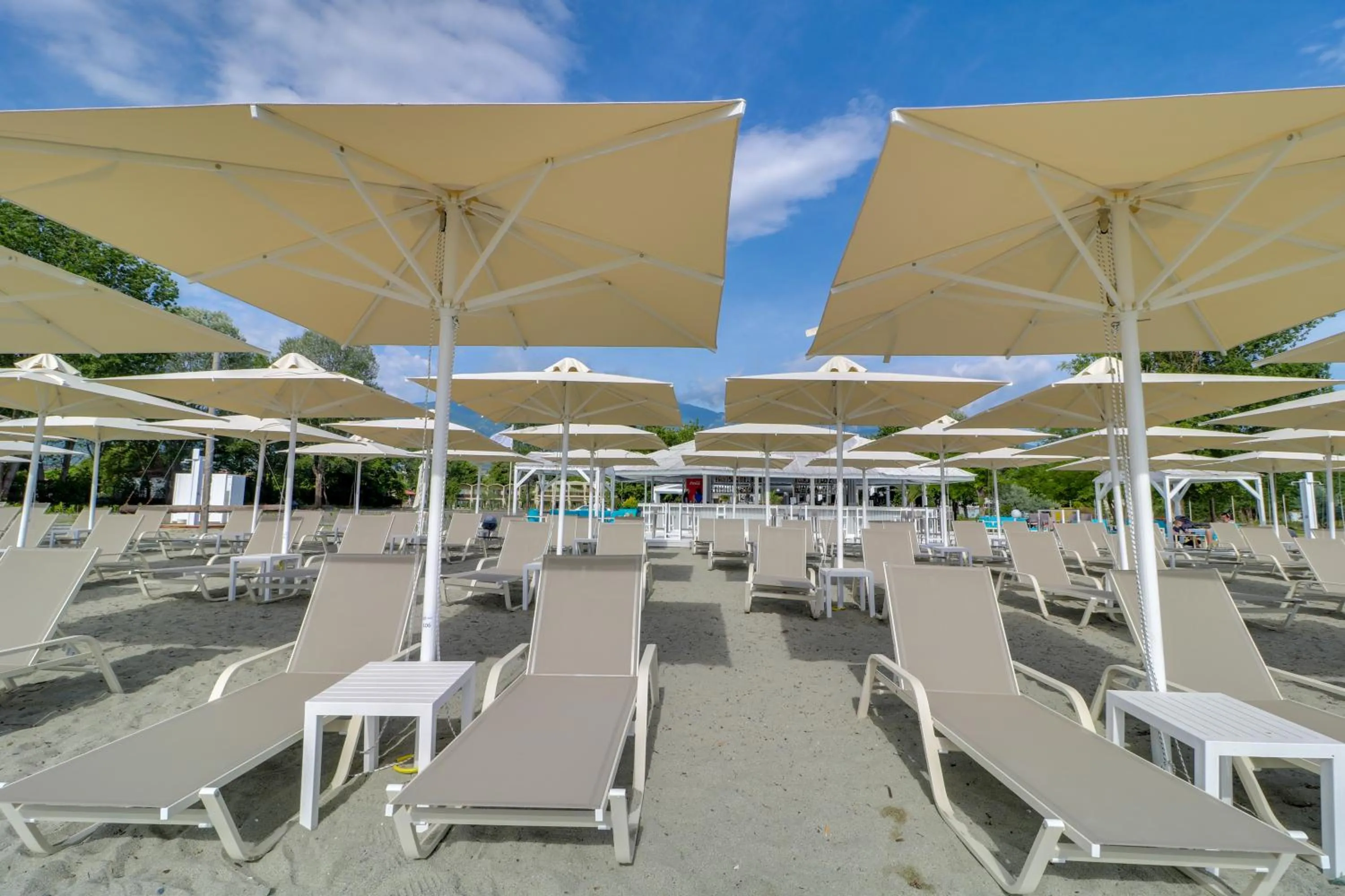 Beach in Olympian Bay Grand Resort