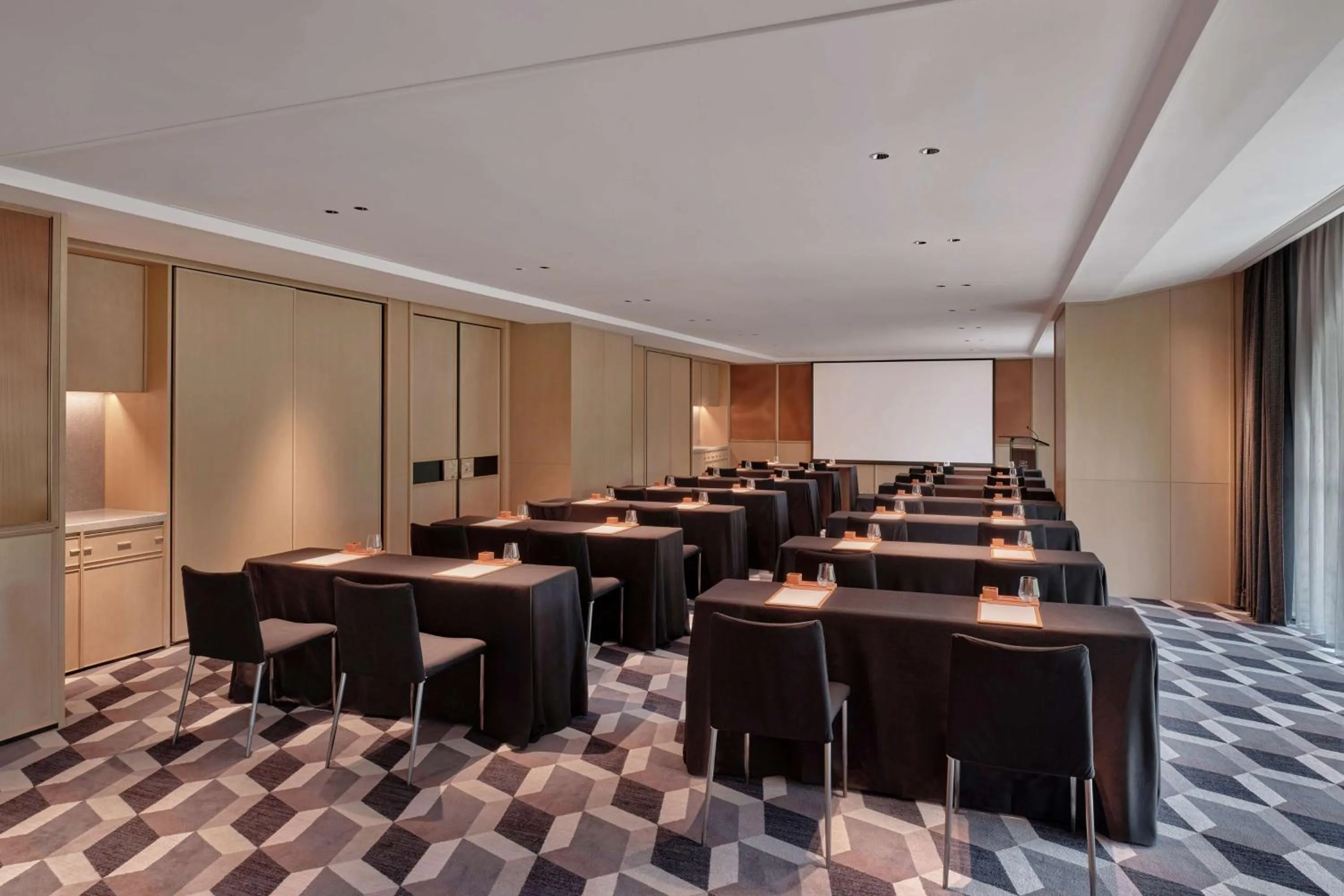 Meeting/conference room in Hyatt Centric Zhongshan Park Shanghai