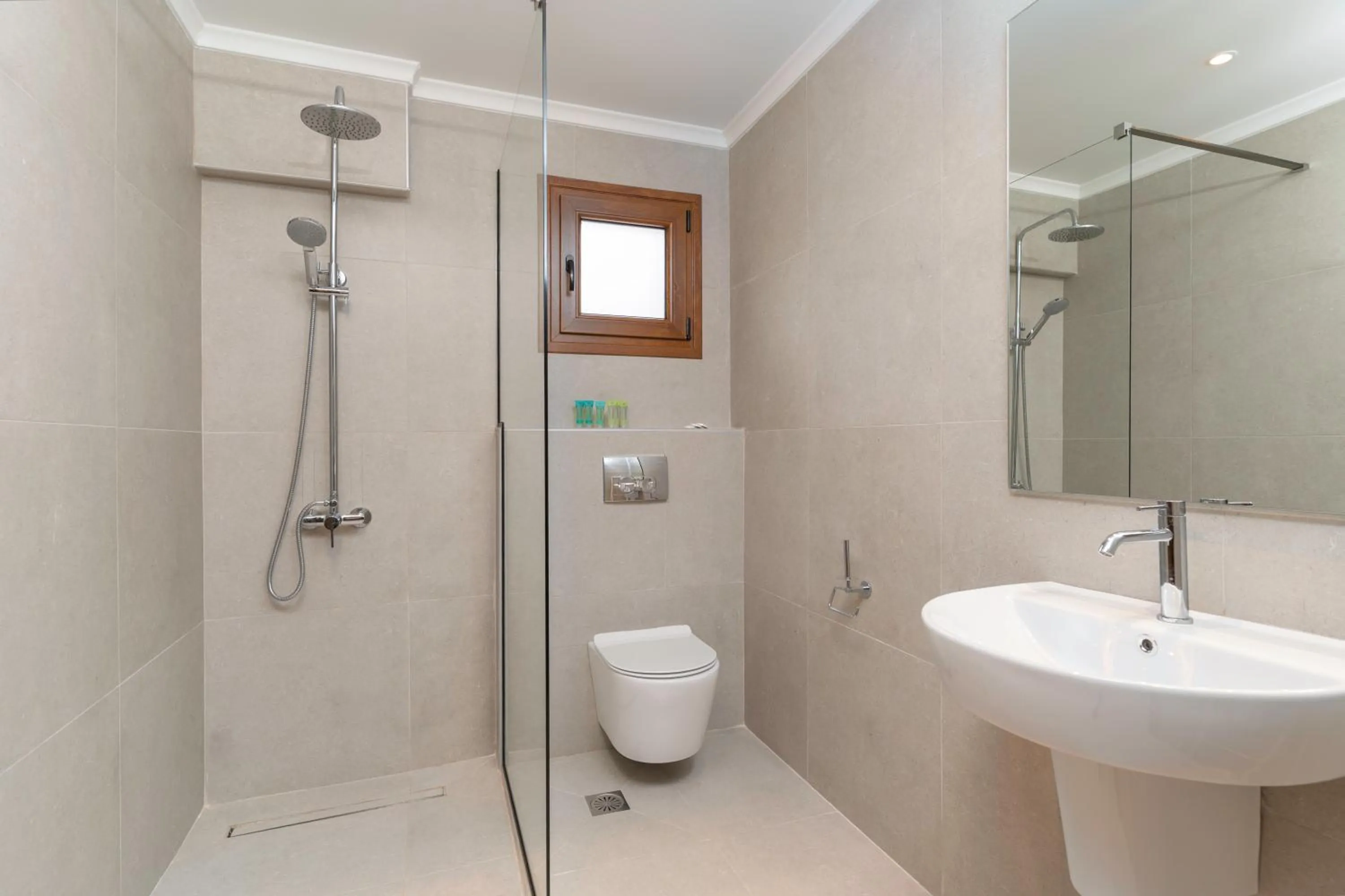 Bathroom in Georgalas Sun Beach Resort