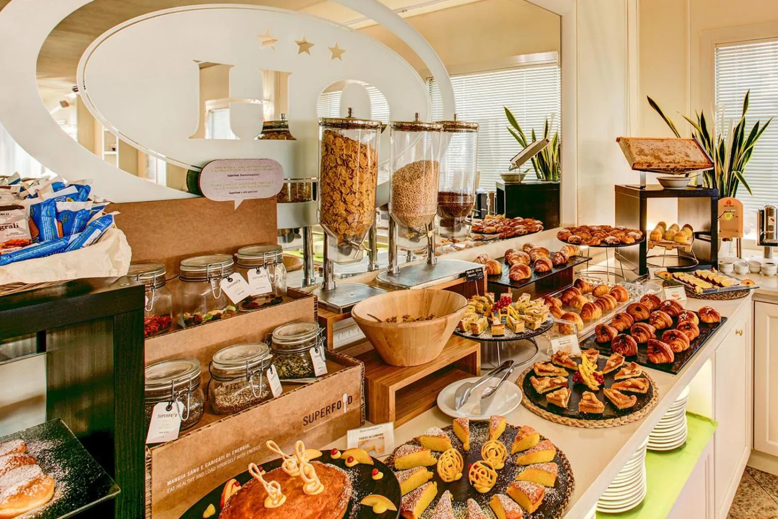 Buffet breakfast in Hotel Orchidea